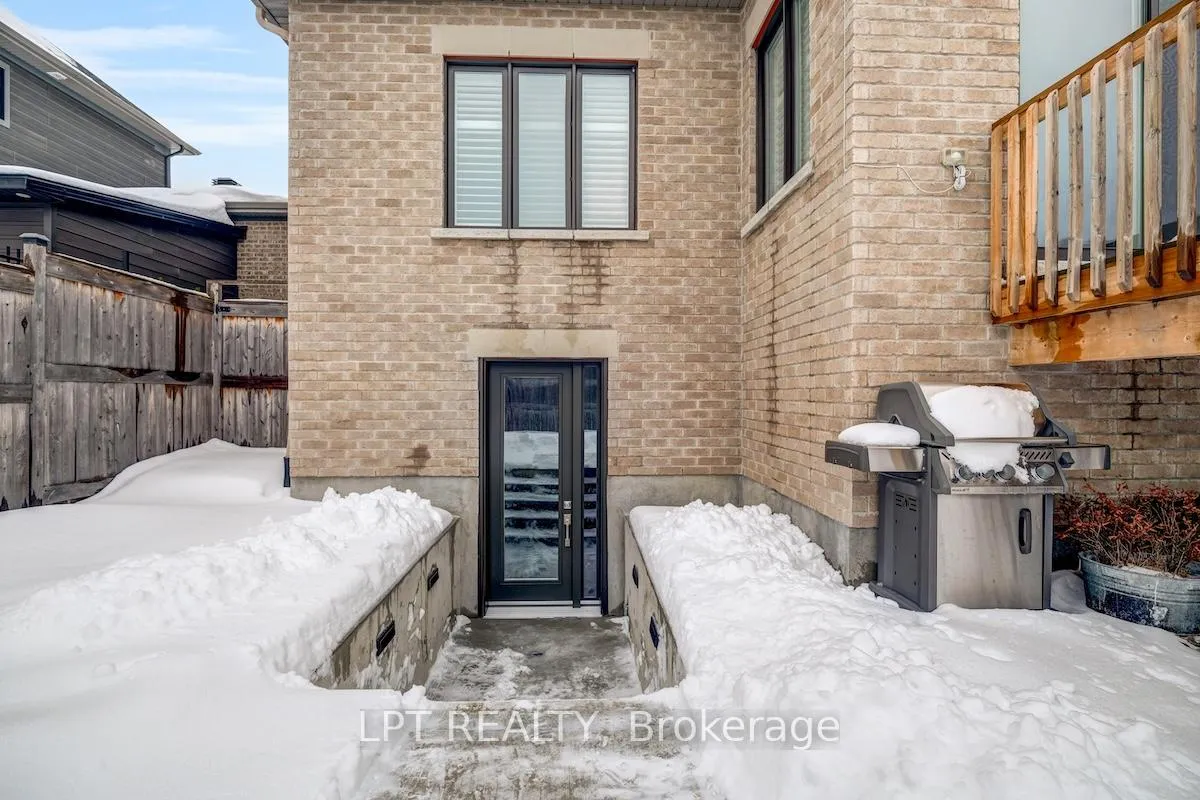 Photo 47 of 122 Spindrift Circle, Ottawa, Mahogany Community — HOMEH