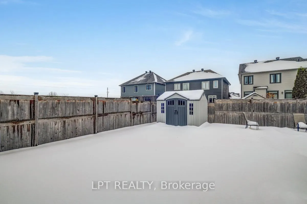 Photo 48 of 122 Spindrift Circle, Ottawa, Mahogany Community — HOMEH