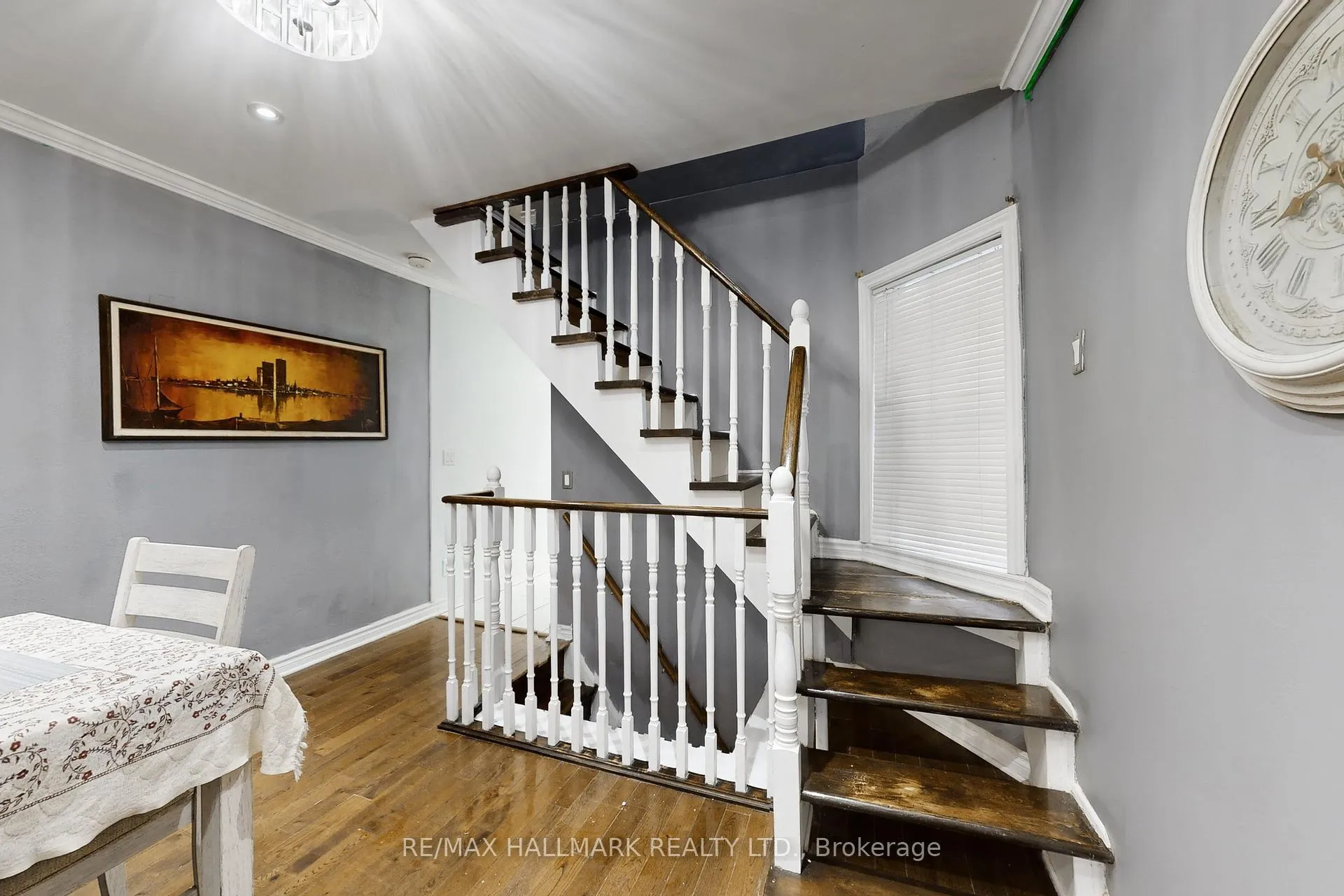Photo 15 of 4 King Edward Avenue, Toronto, Woodbine-Lumsden — HOMEH