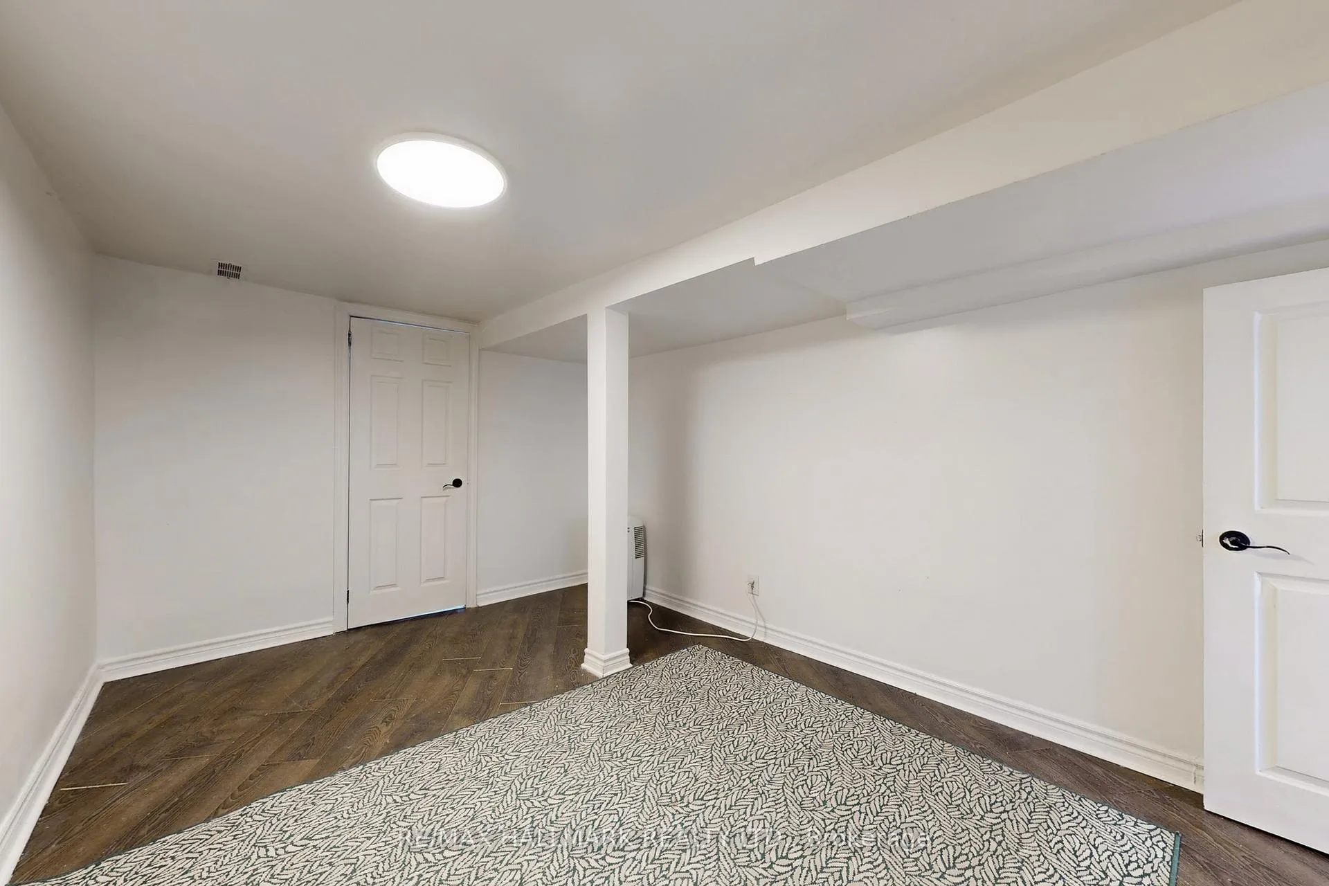 Photo 26 of 4 King Edward Avenue, Toronto, Woodbine-Lumsden — HOMEH