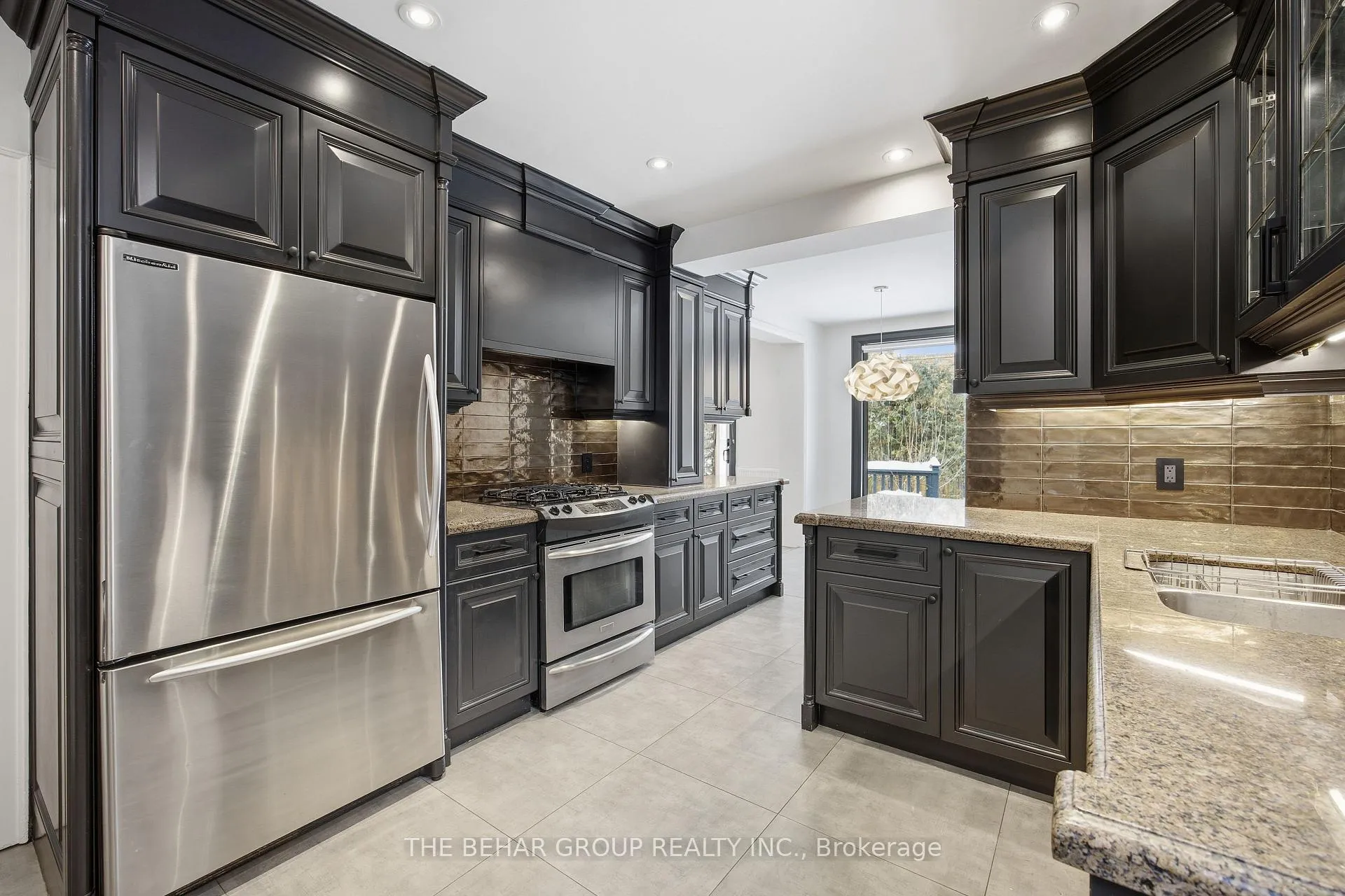 Photo 11 of 241 Lonsmount Drive, Toronto, Forest Hill South — HOMEH