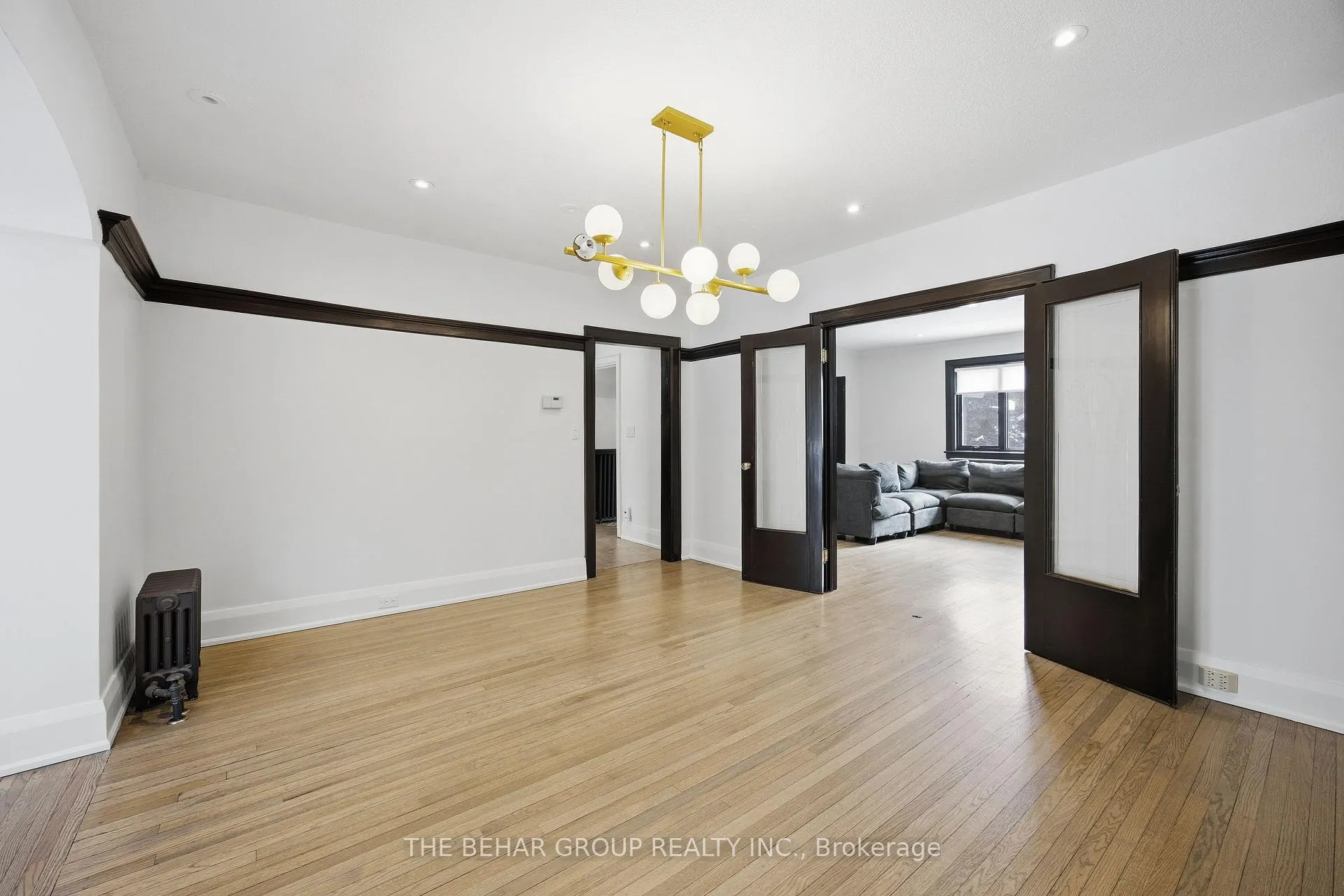 Photo 14 of 241 Lonsmount Drive, Toronto, Forest Hill South — HOMEH
