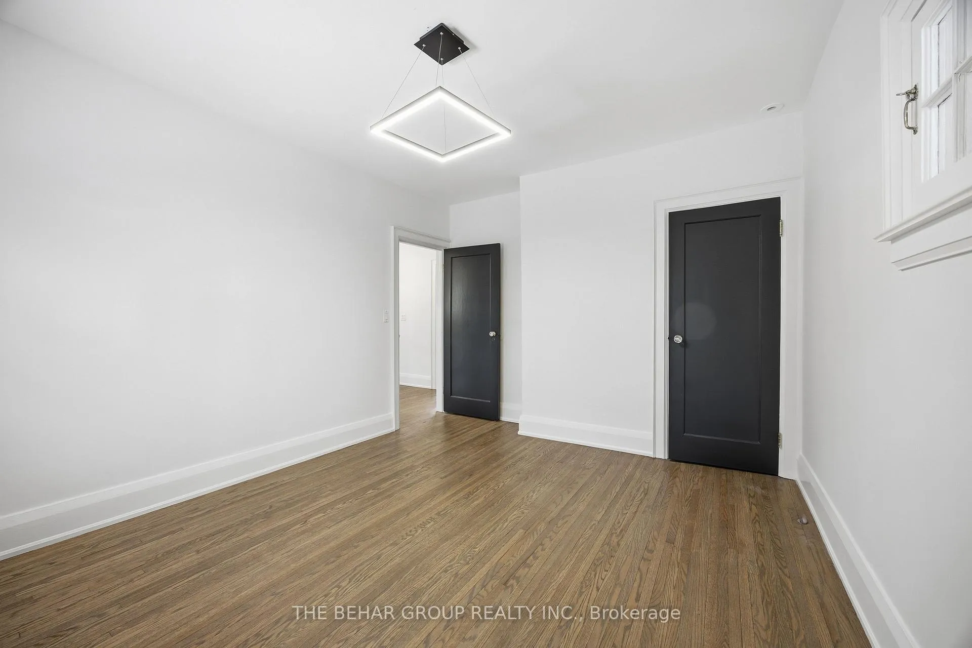 Photo 29 of 241 Lonsmount Drive, Toronto, Forest Hill South — HOMEH