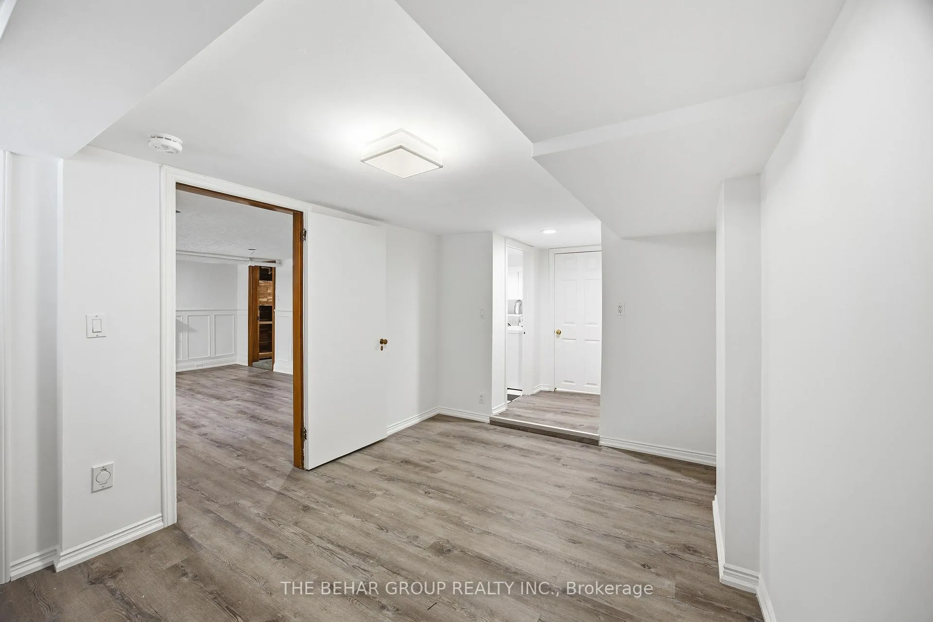 Photo 44 of 241 Lonsmount Drive, Toronto, Forest Hill South — HOMEH