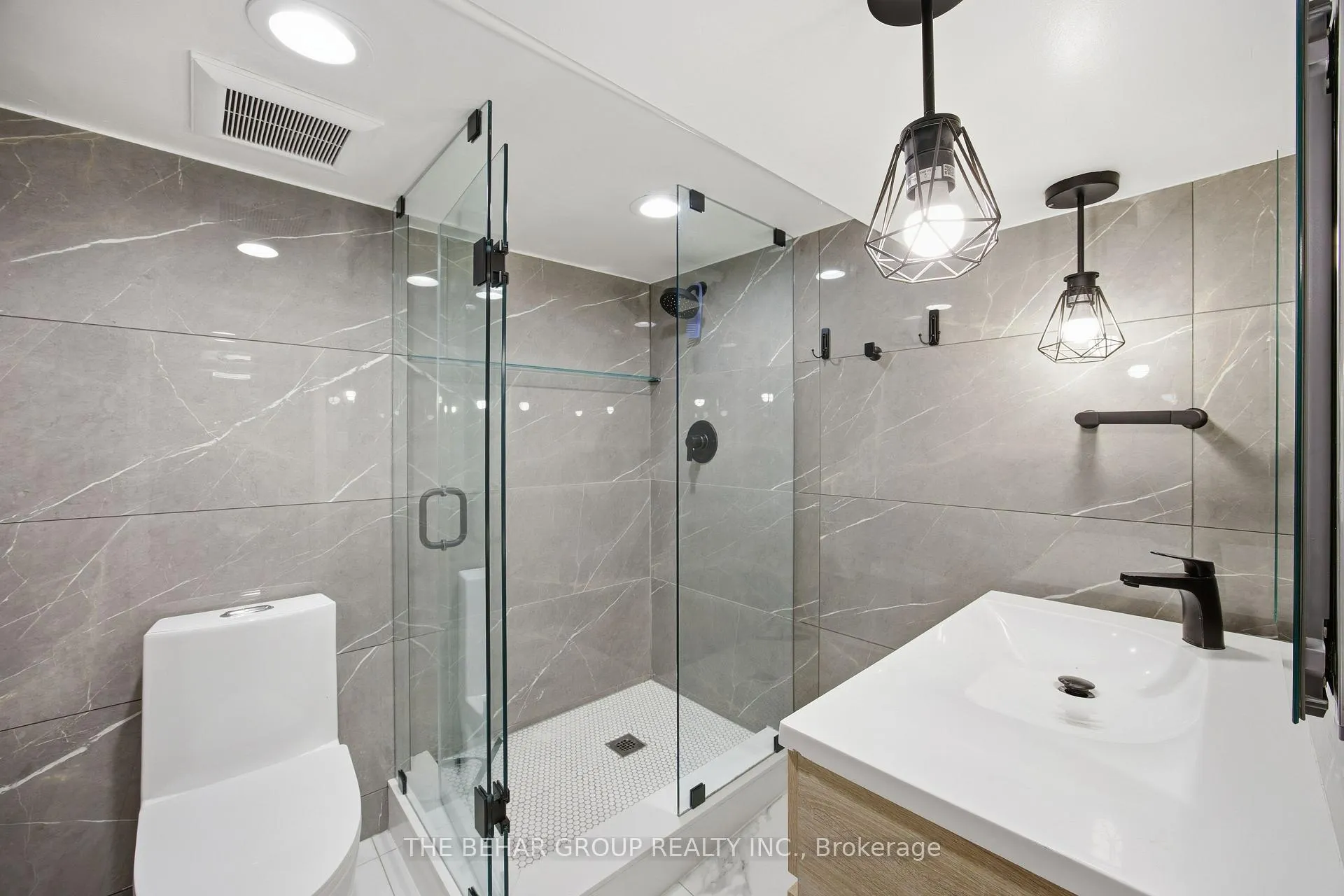 Photo 47 of 241 Lonsmount Drive, Toronto, Forest Hill South — HOMEH