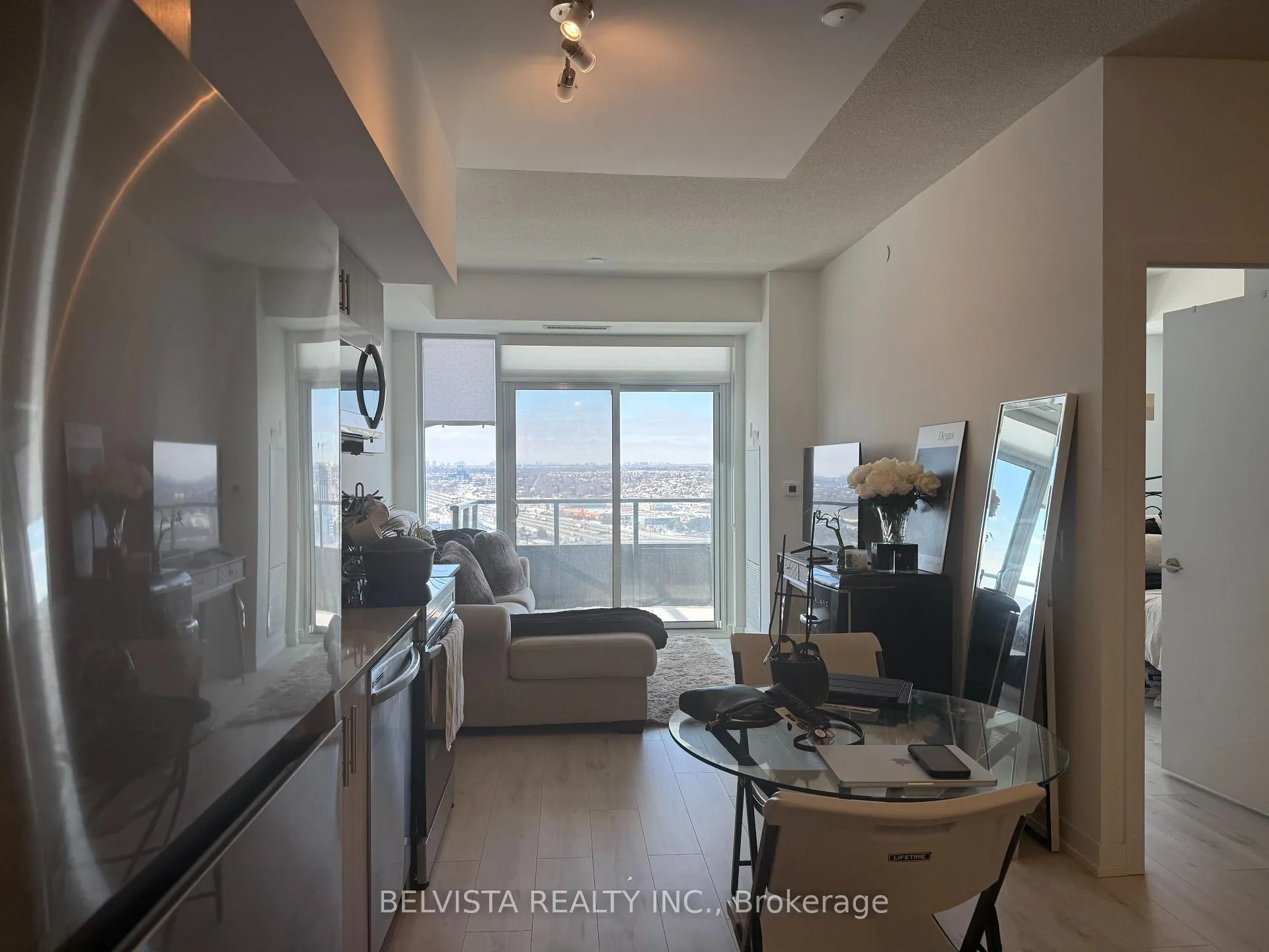 Photo 4 of Unit 2501, 1435 Celebration Drive, Pickering, Bay Ridges — HOMEH