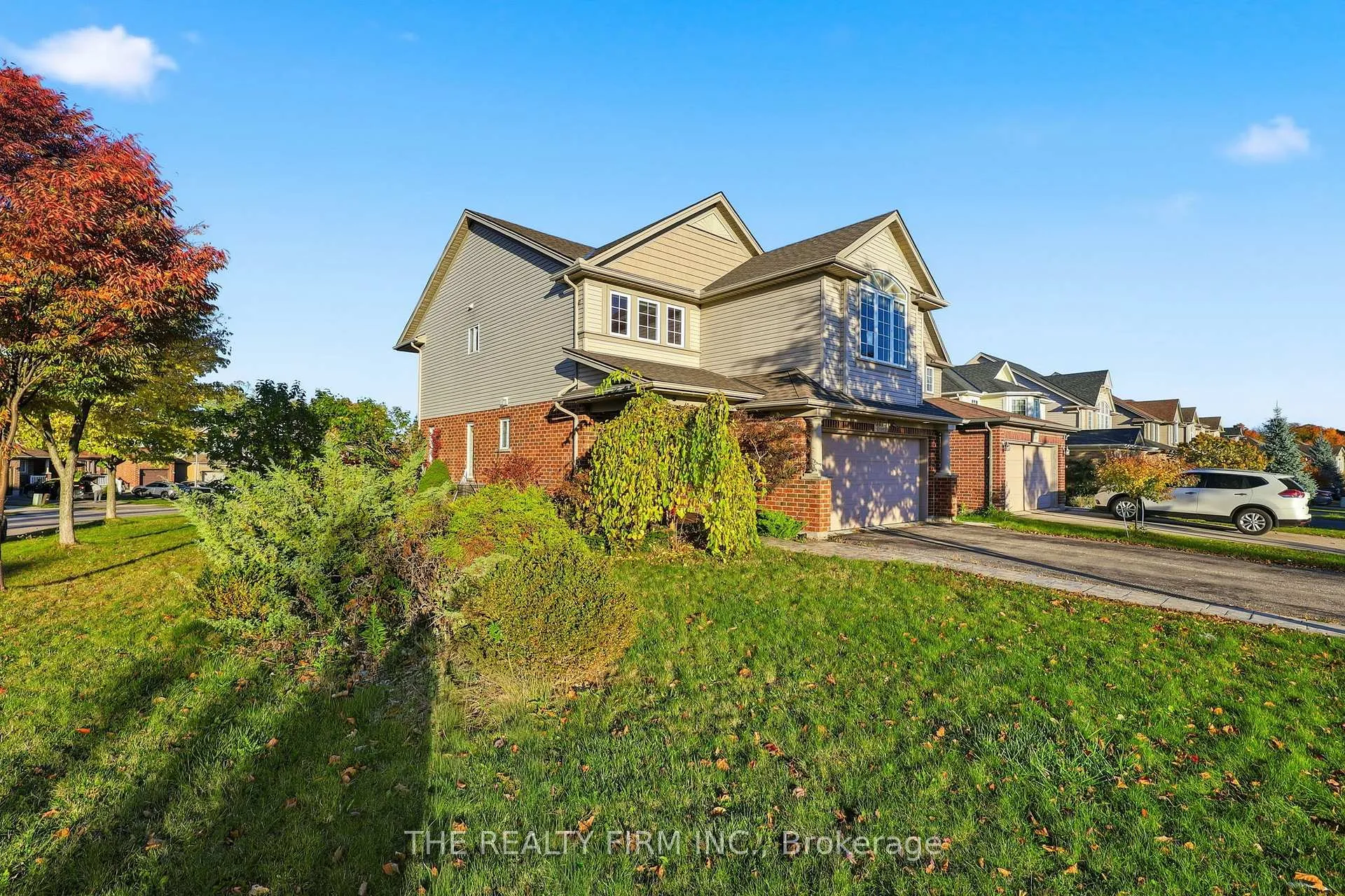 Photo 2 of 1012 Oakcrossing Road, London, North M — HOMEH