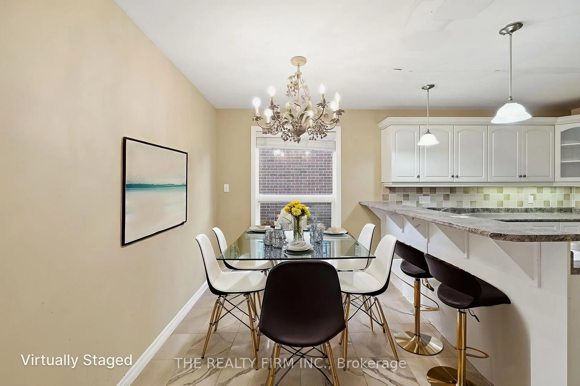 Photo 12 of 1012 Oakcrossing Road, London, North M — HOMEH