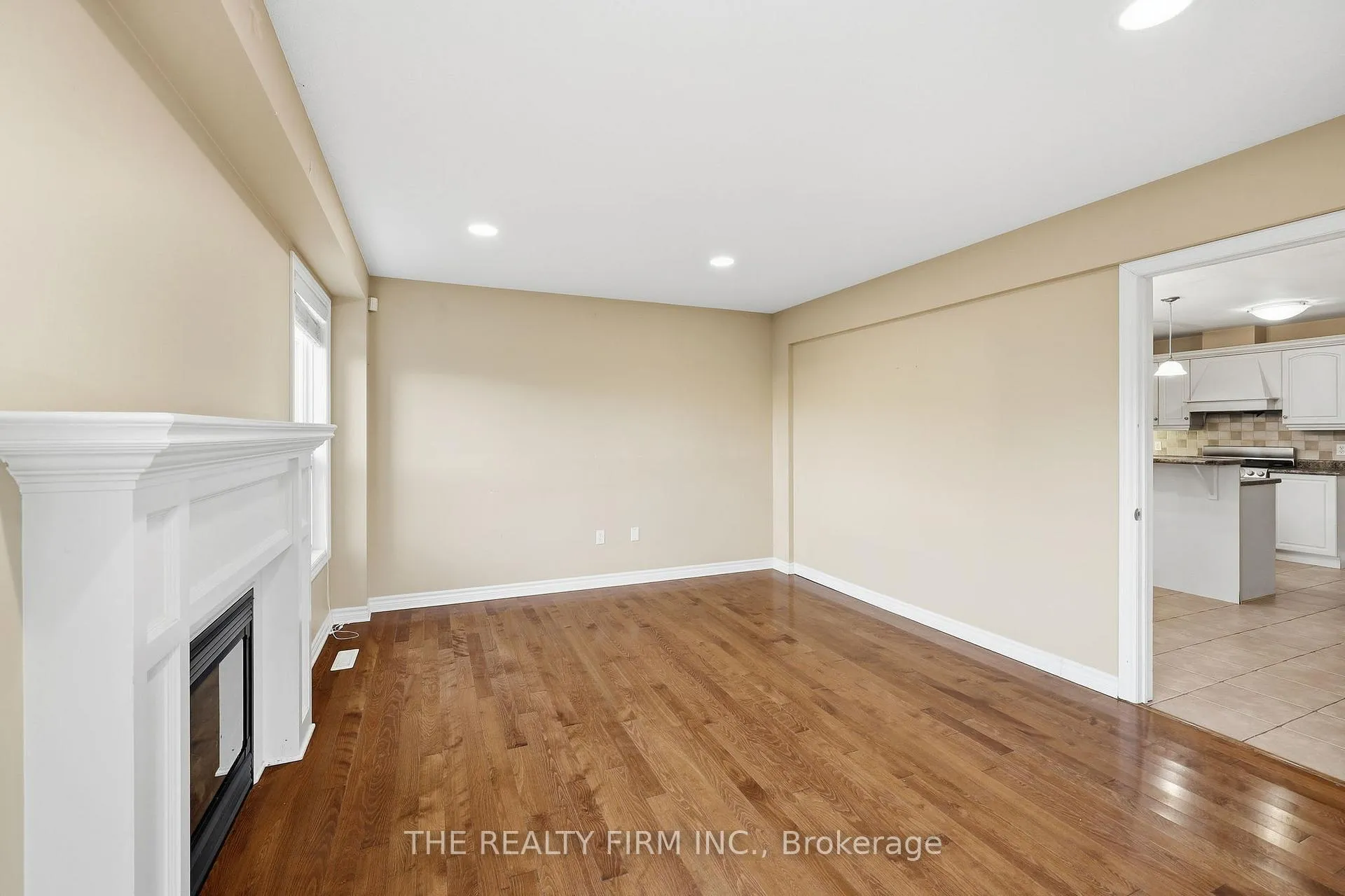 Photo 15 of 1012 Oakcrossing Road, London, North M — HOMEH