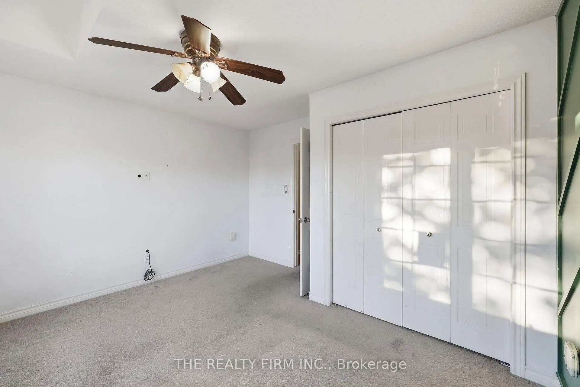 Photo 19 of 1012 Oakcrossing Road, London, North M — HOMEH