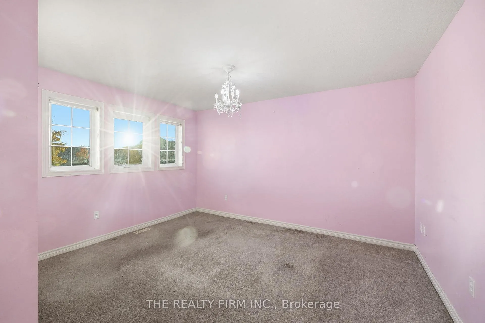 Photo 23 of 1012 Oakcrossing Road, London, North M — HOMEH