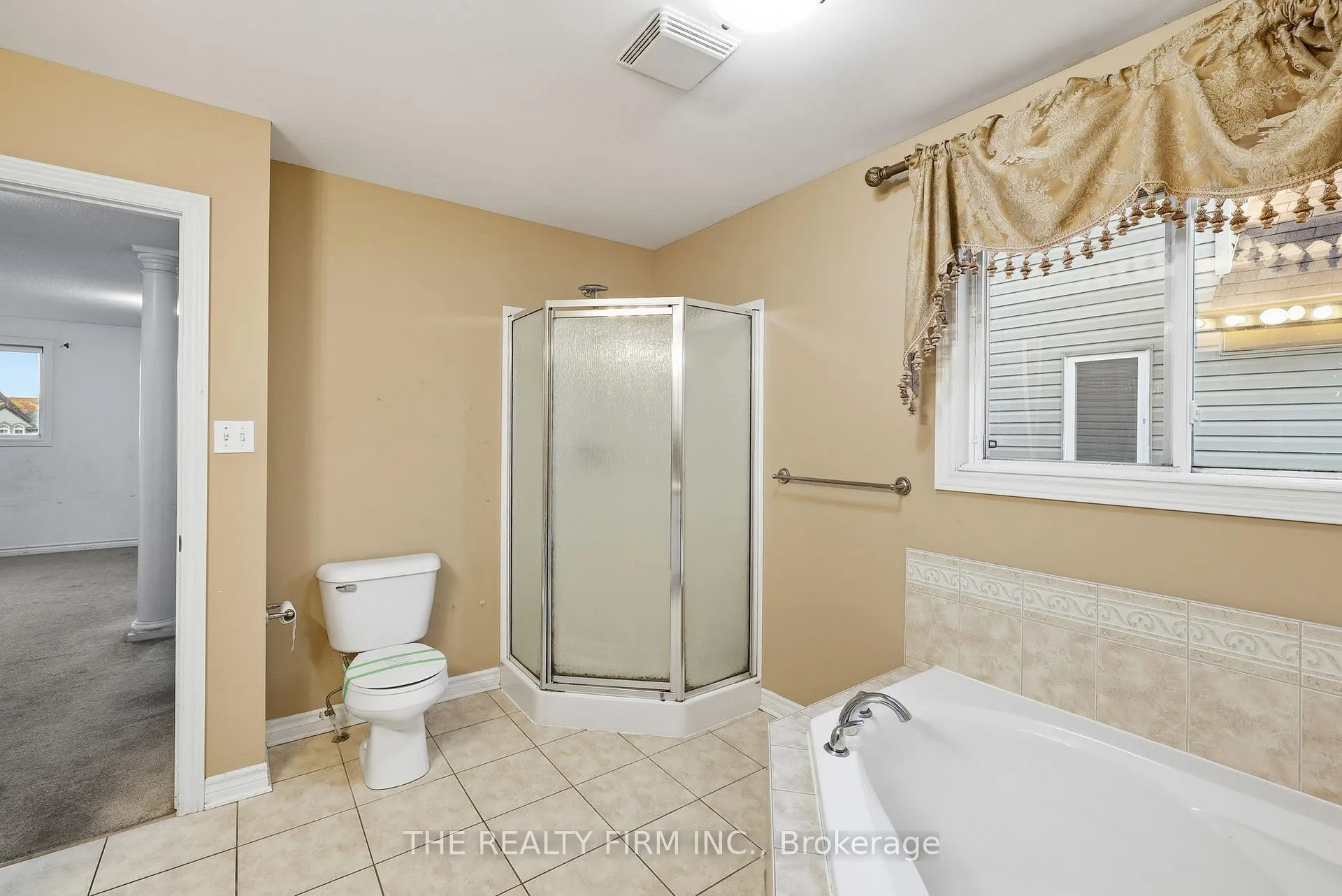 Photo 33 of 1012 Oakcrossing Road, London, North M — HOMEH