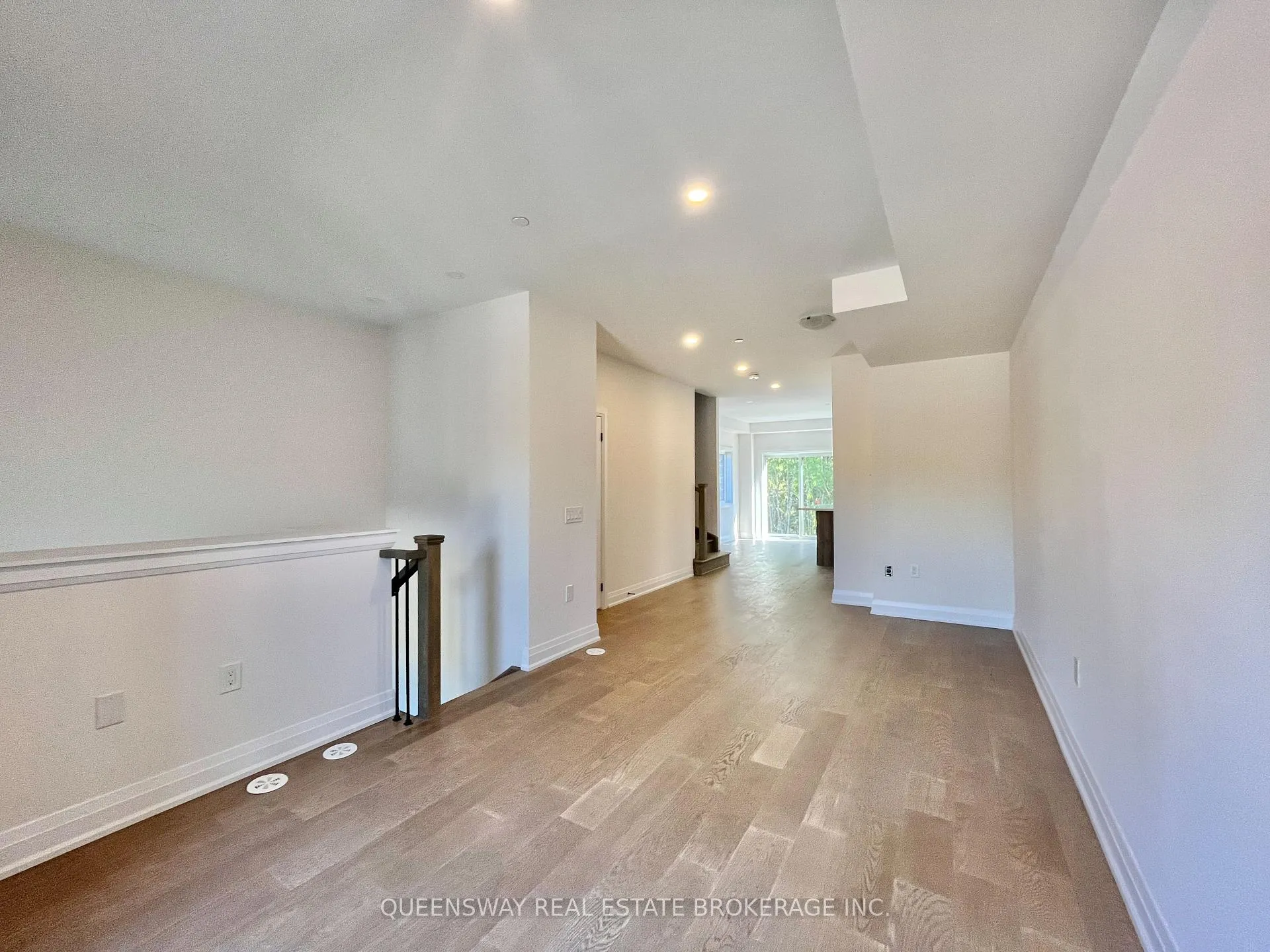 Photo 3 of 83 Marret Lane, Clarington, Newcastle — HOMEH
