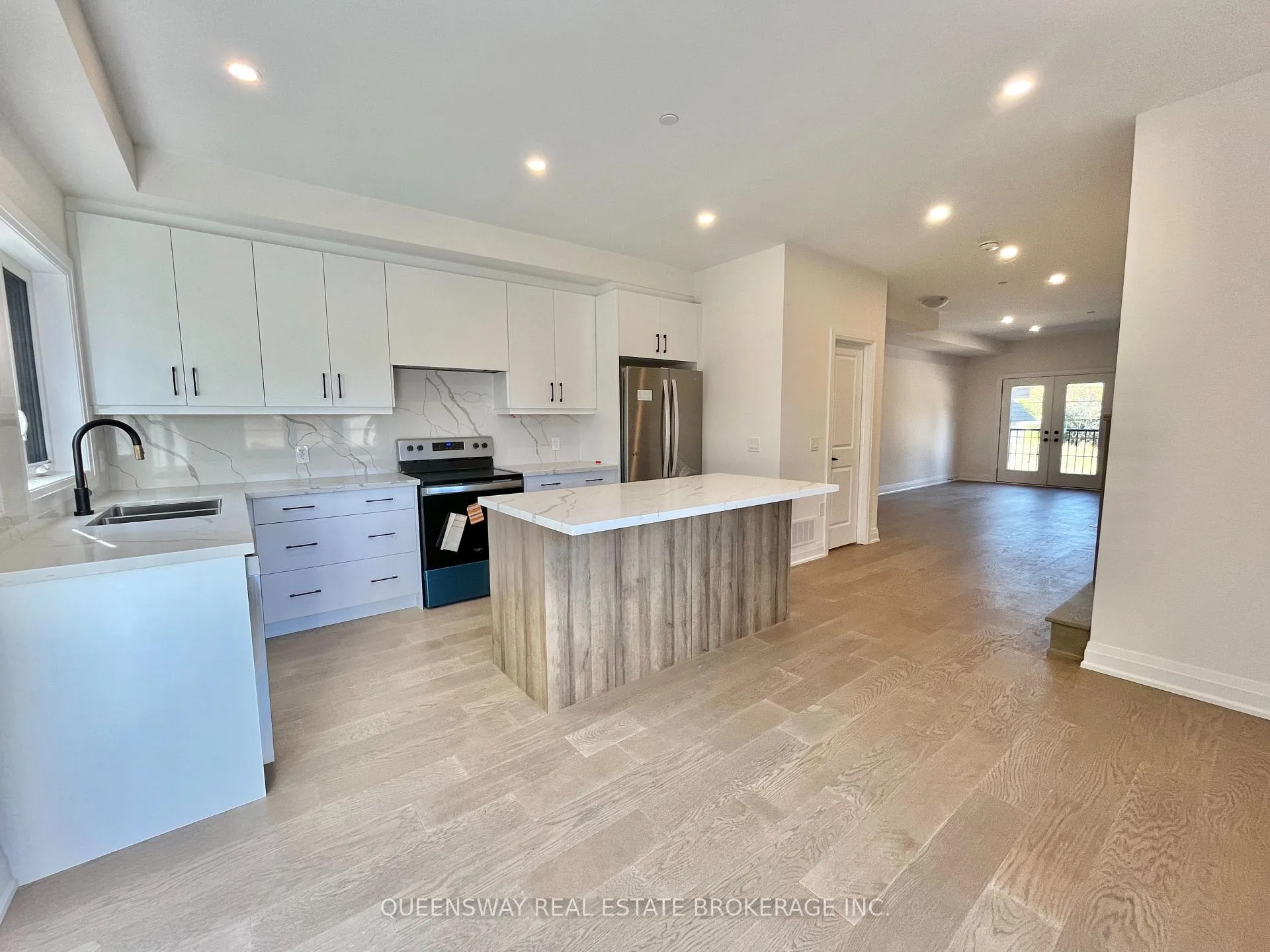 Photo 5 of 83 Marret Lane, Clarington, Newcastle — HOMEH