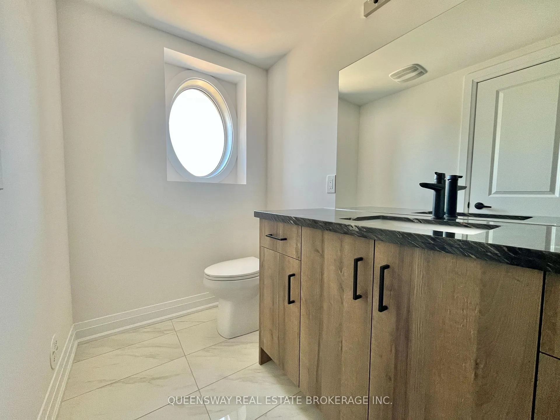 Photo 19 of 83 Marret Lane, Clarington, Newcastle — HOMEH