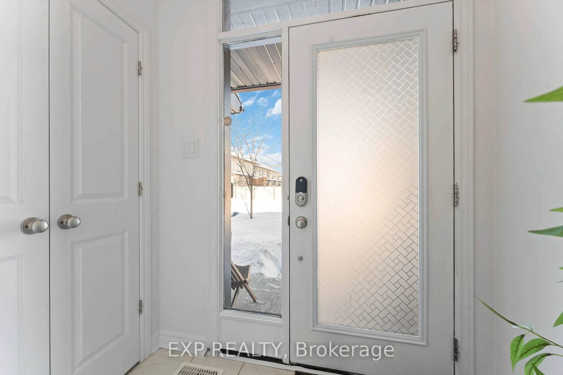 Photo 3 of 838 Clapham Terrace, Ottawa, Stittsville (South) — HOMEH