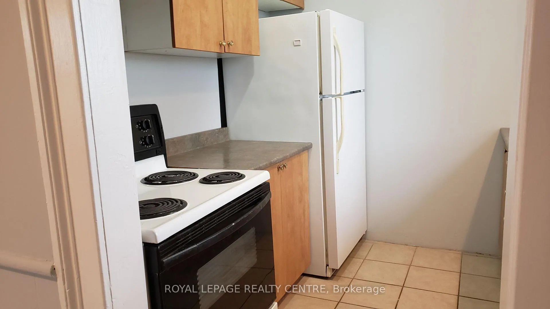 Photo 7 of Unit Unit 1, 12472 Chinguacousy Road, Caledon, Rural Caledon — HOMEH
