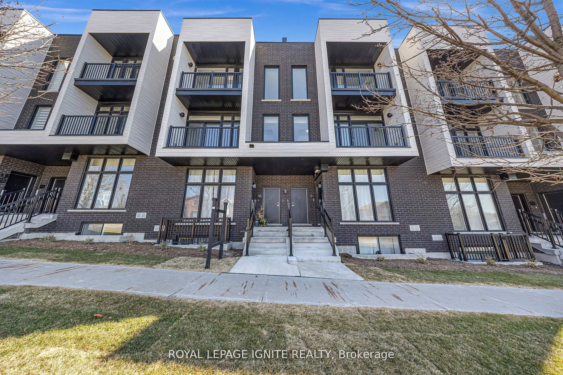 Photo 1 of Unit 27, 188 Angus Drive, Ajax, Central — HOMEH