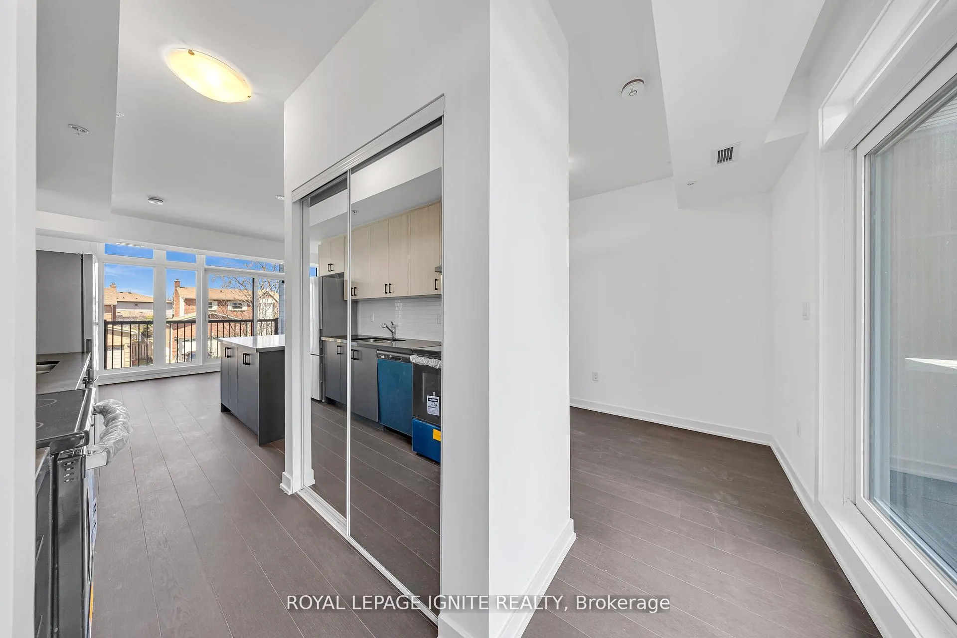 Photo 2 of Unit 27, 188 Angus Drive, Ajax, Central — HOMEH