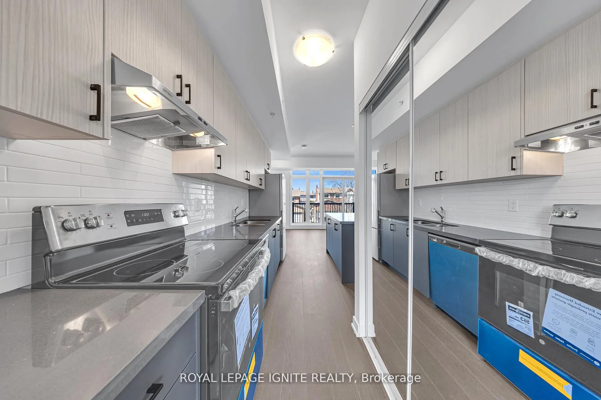 Photo 4 of Unit 27, 188 Angus Drive, Ajax, Central — HOMEH