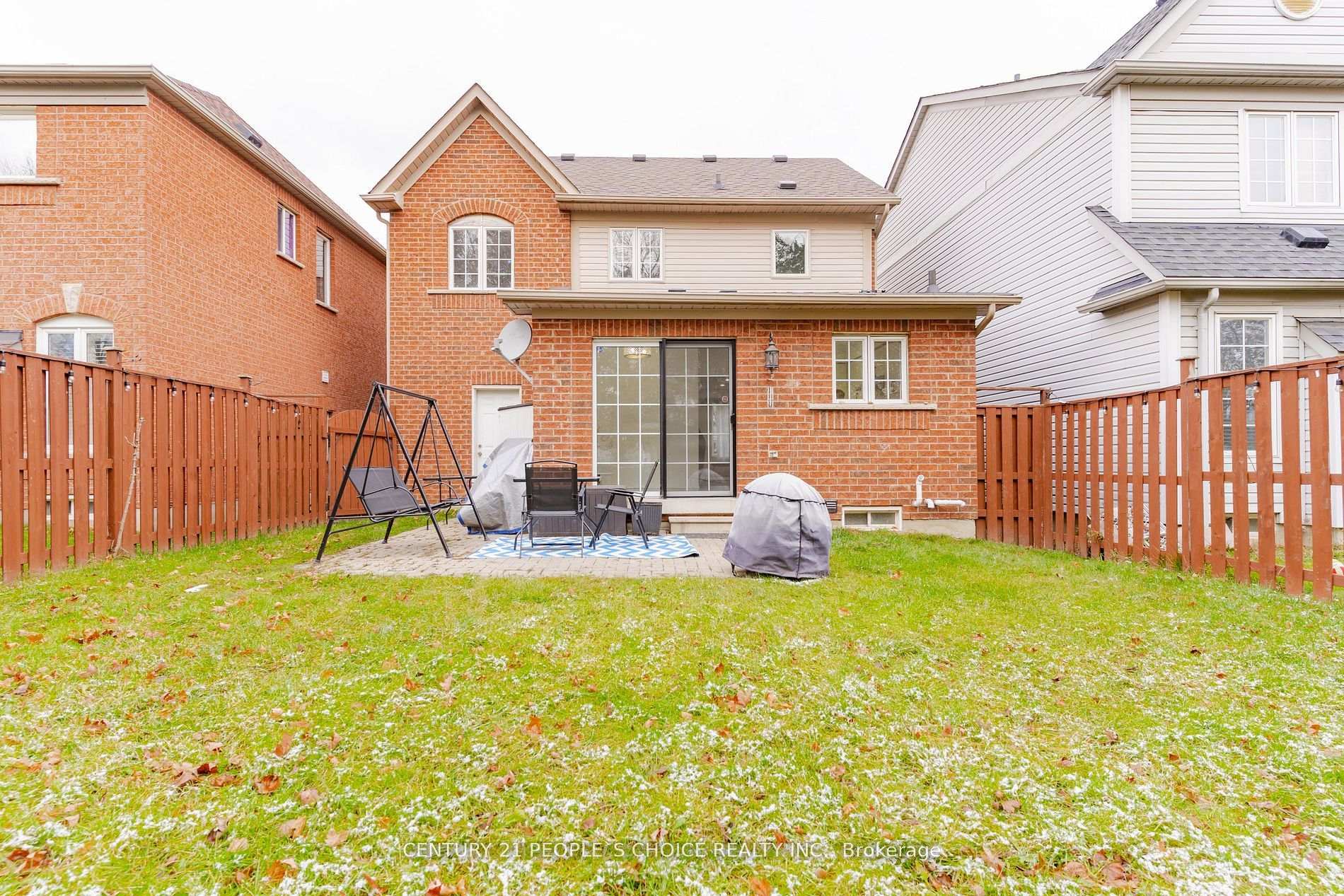 Photo 32 of 19 McSweeney Crescent, Ajax, Northwest Ajax — HOMEH