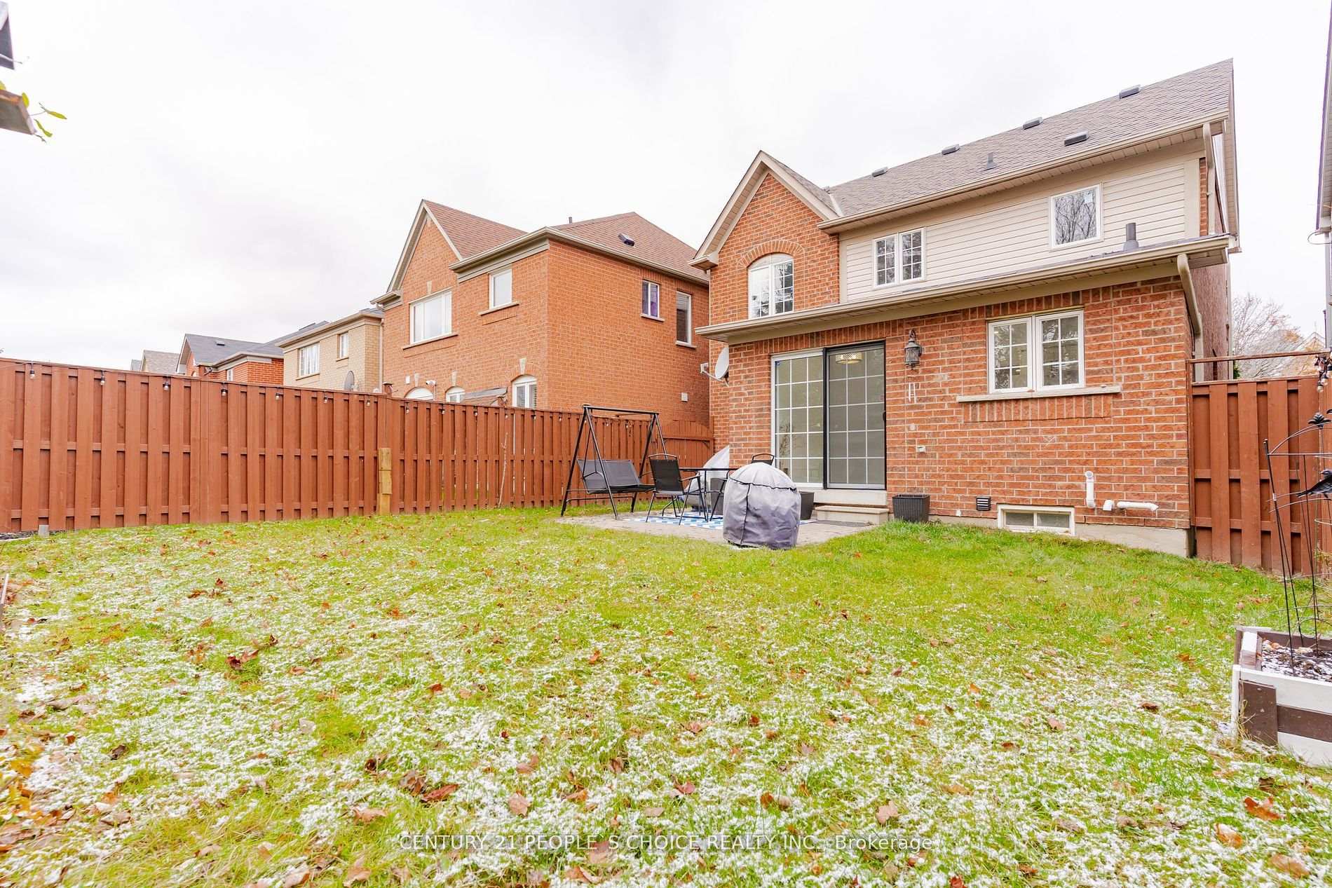 Photo 33 of 19 McSweeney Crescent, Ajax, Northwest Ajax — HOMEH