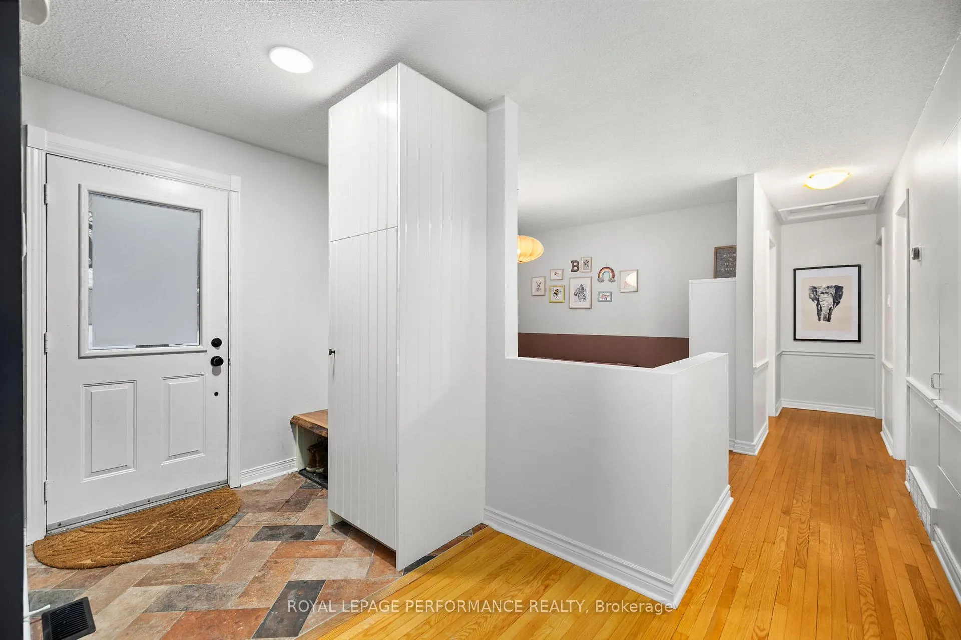 Photo 14 of 39 Fielding Court, Ottawa, Riverside Park South — HOMEH