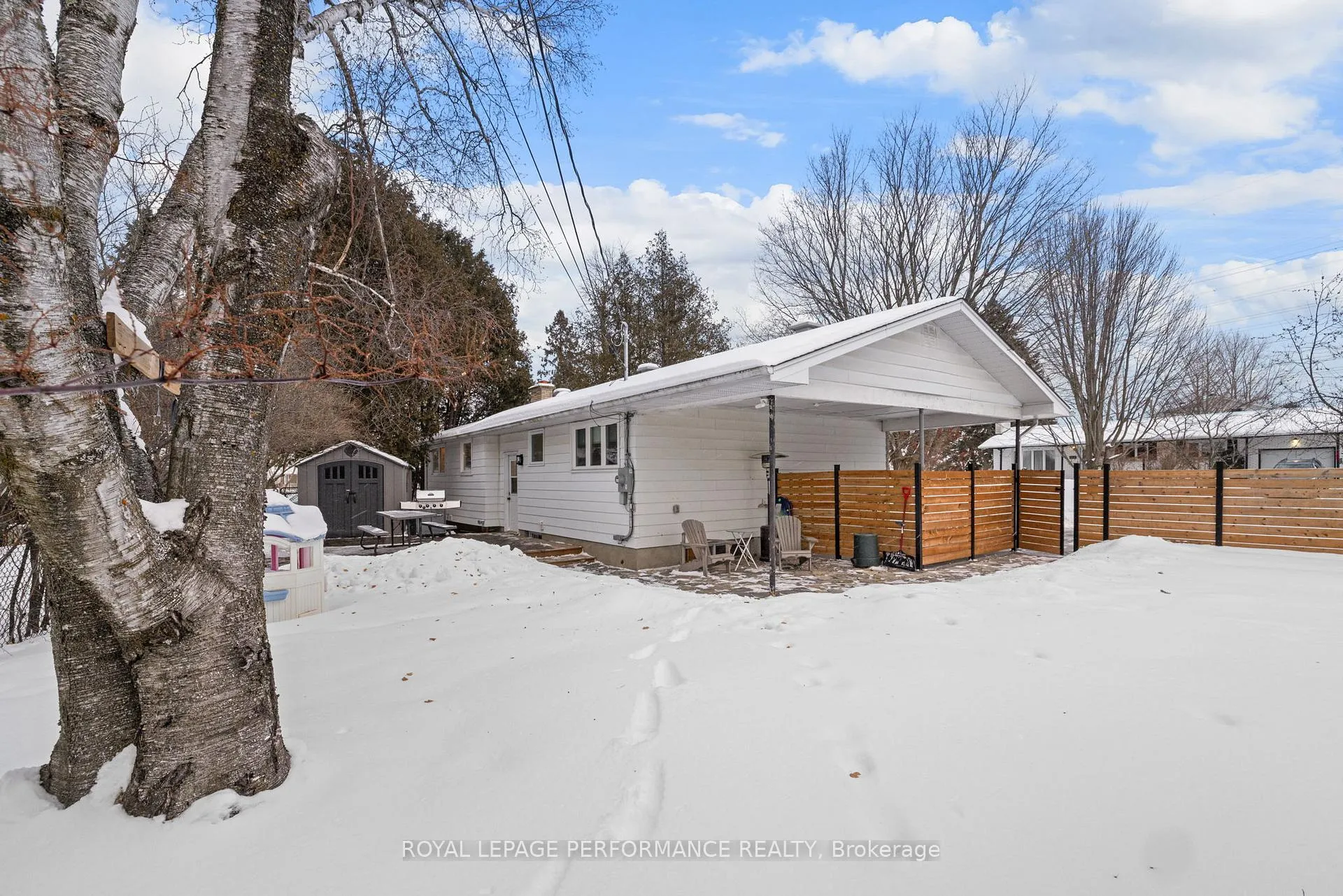 Photo 32 of 39 Fielding Court, Ottawa, Riverside Park South — HOMEH