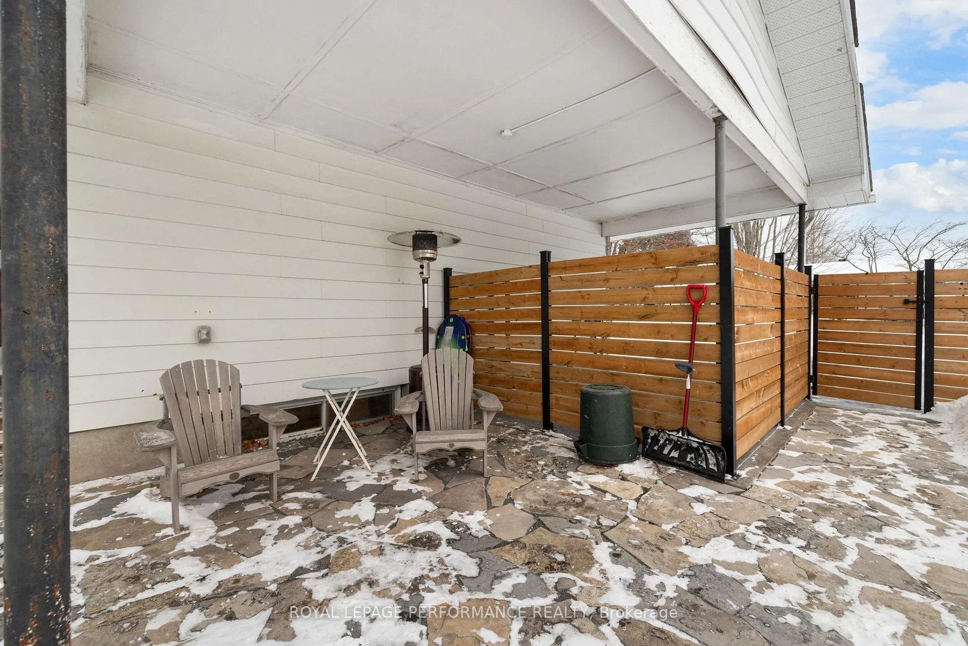 Photo 35 of 39 Fielding Court, Ottawa, Riverside Park South — HOMEH