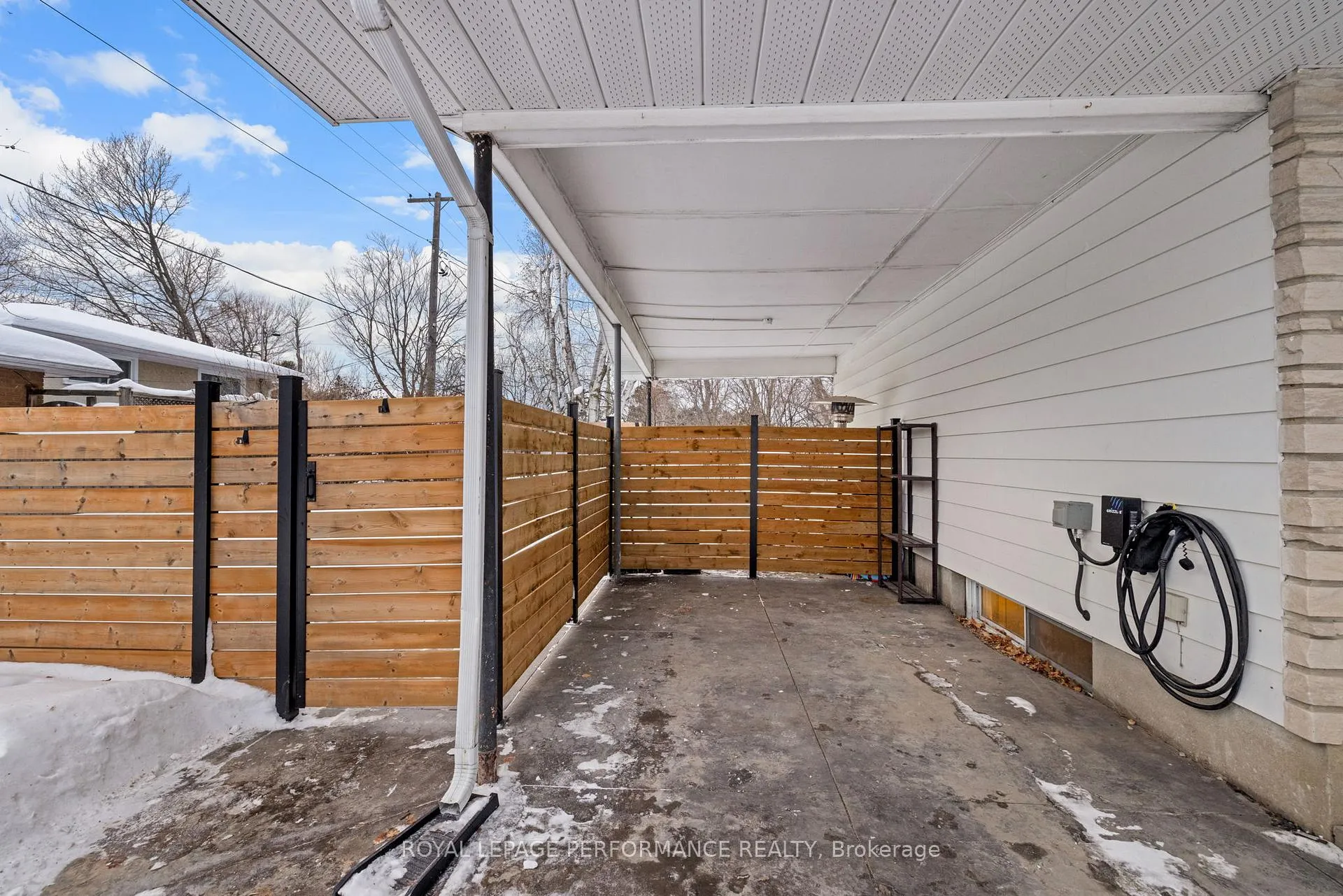 Photo 36 of 39 Fielding Court, Ottawa, Riverside Park South — HOMEH