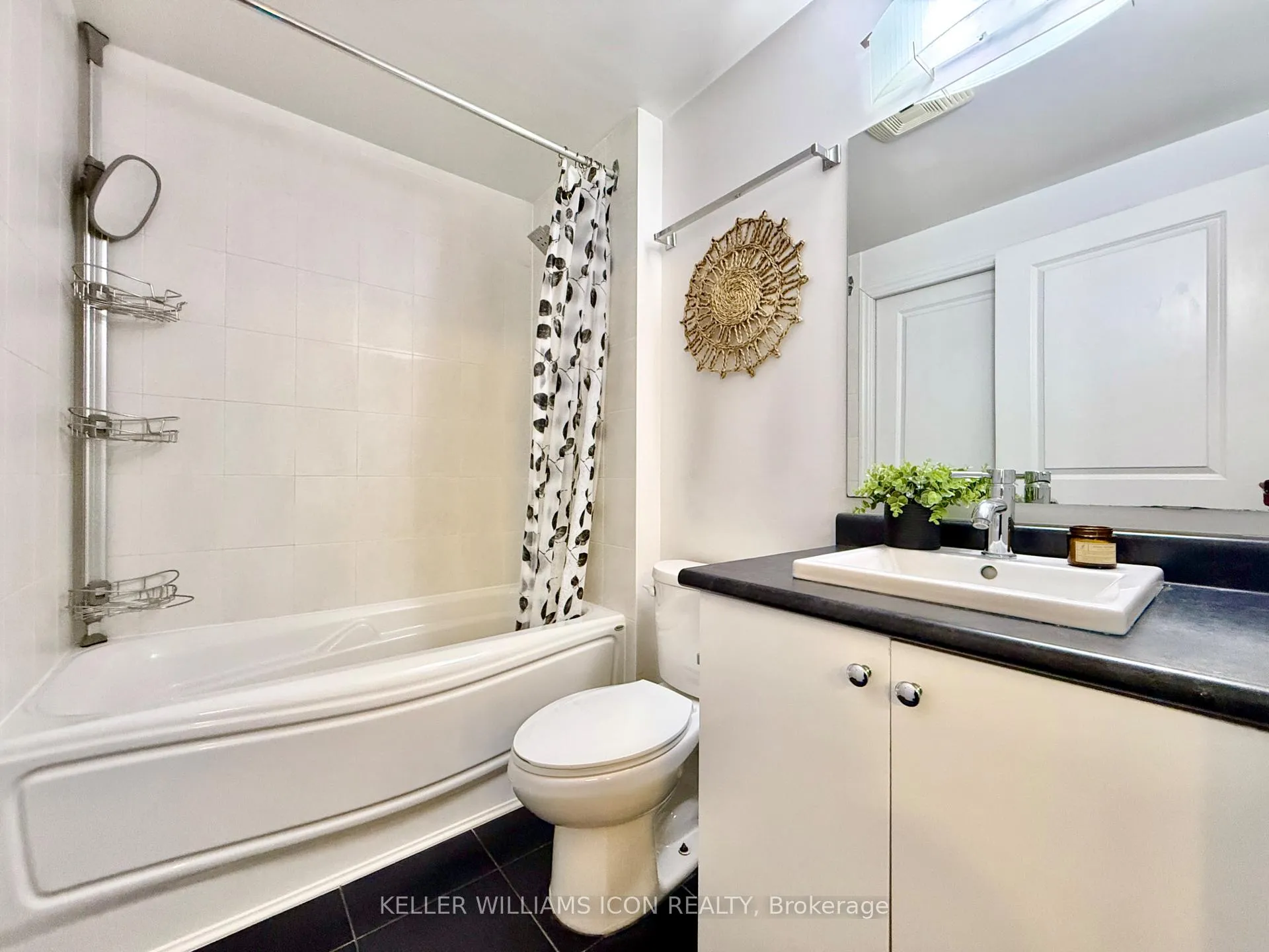 Photo 25 of Unit 801, 90 Landry Street, Ottawa, Vanier — HOMEH