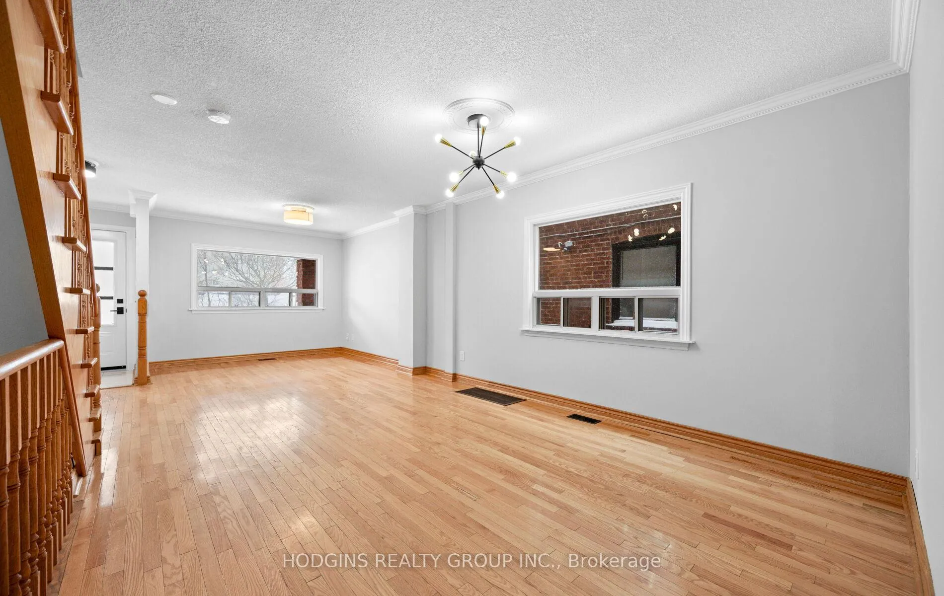 Photo 9 of 42 Durant Avenue, Toronto, Danforth Village-East York — HOMEH
