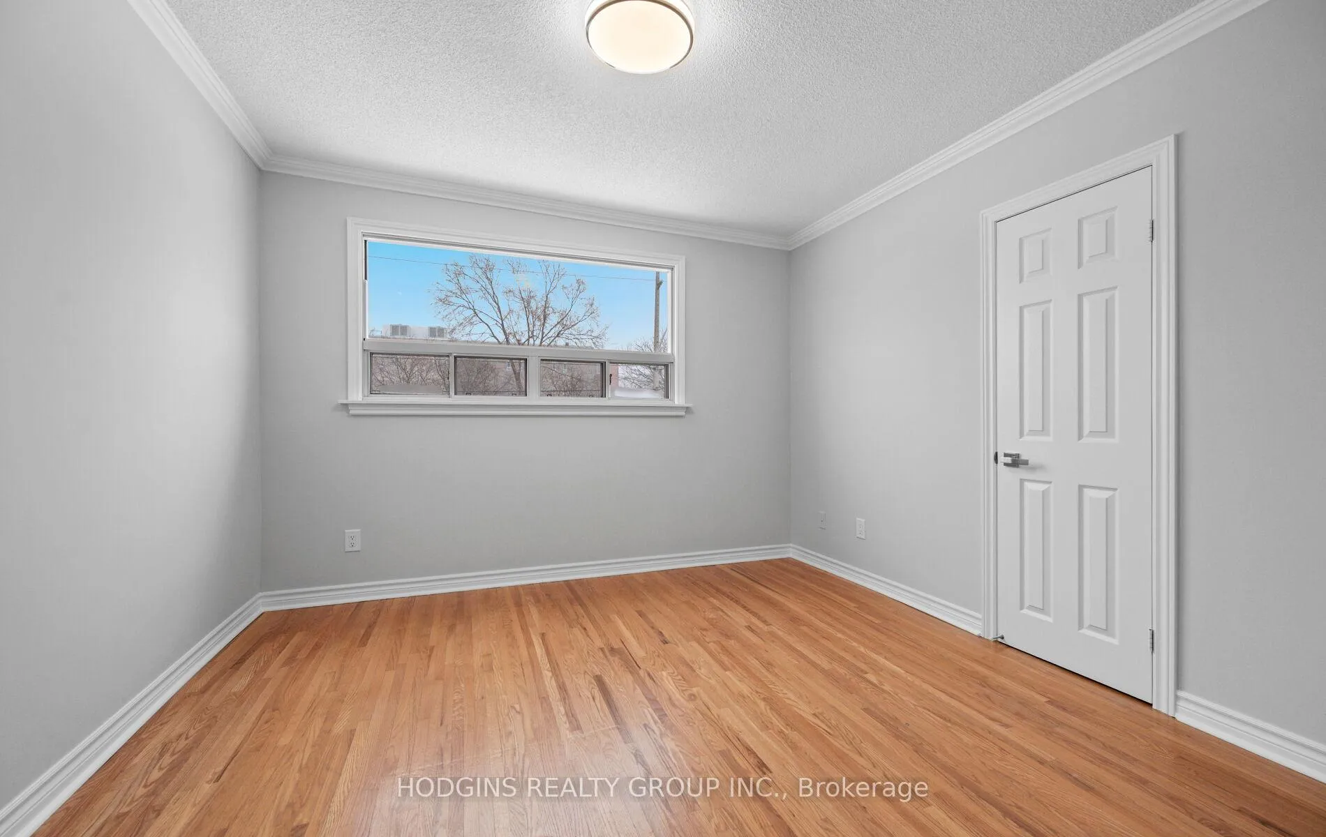 Photo 19 of 42 Durant Avenue, Toronto, Danforth Village-East York — HOMEH