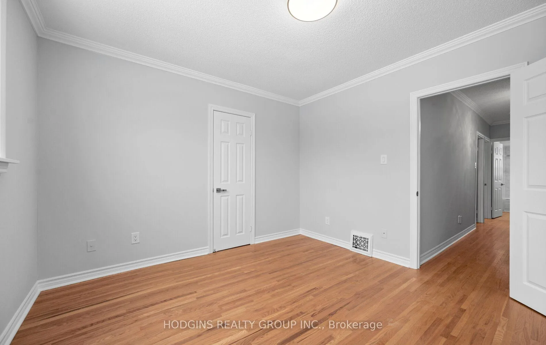 Photo 20 of 42 Durant Avenue, Toronto, Danforth Village-East York — HOMEH