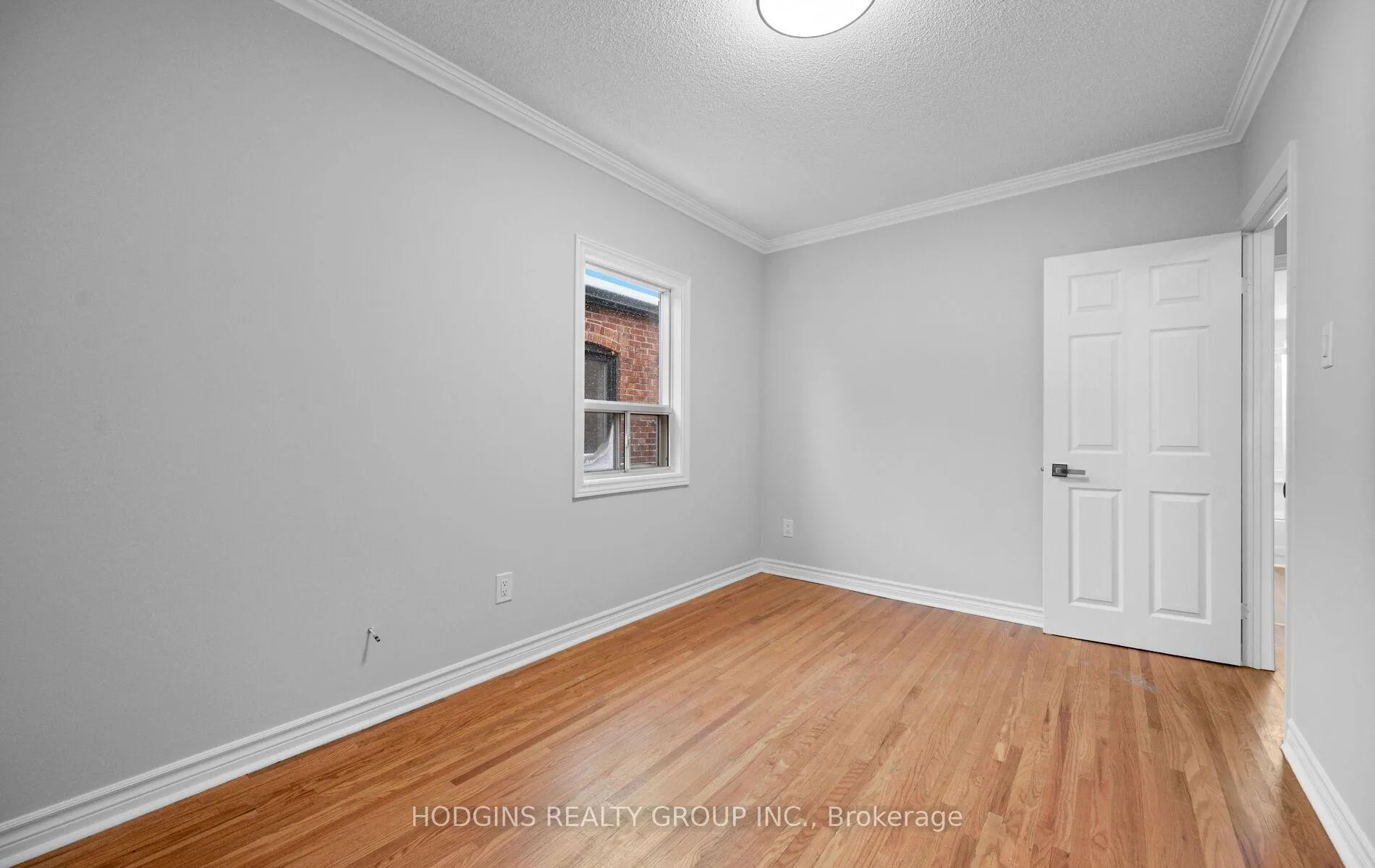 Photo 22 of 42 Durant Avenue, Toronto, Danforth Village-East York — HOMEH