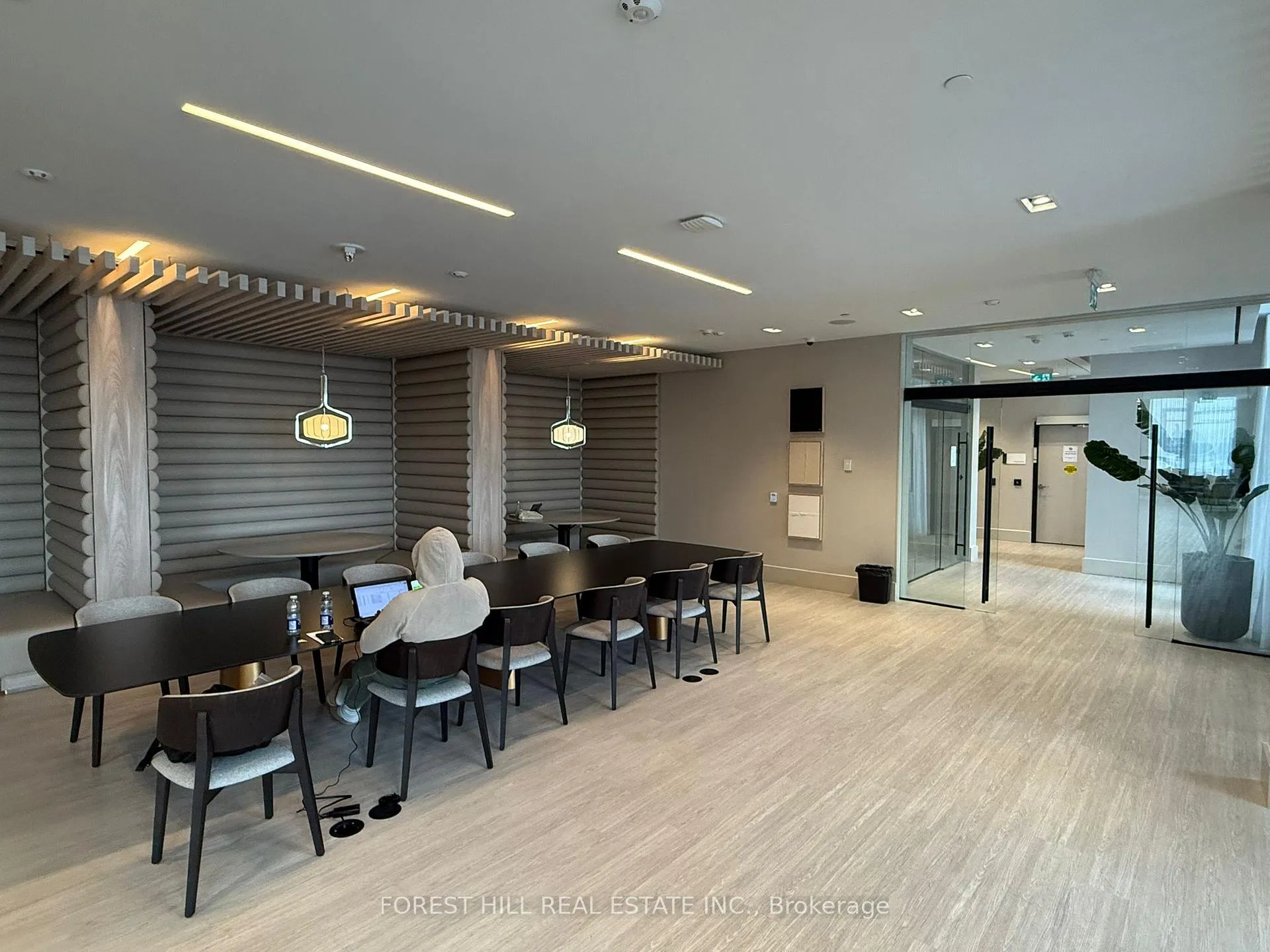 Photo 9 of Unit 737, 2020 Bathurst Street, Toronto, Humewood-Cedarvale — HOMEH