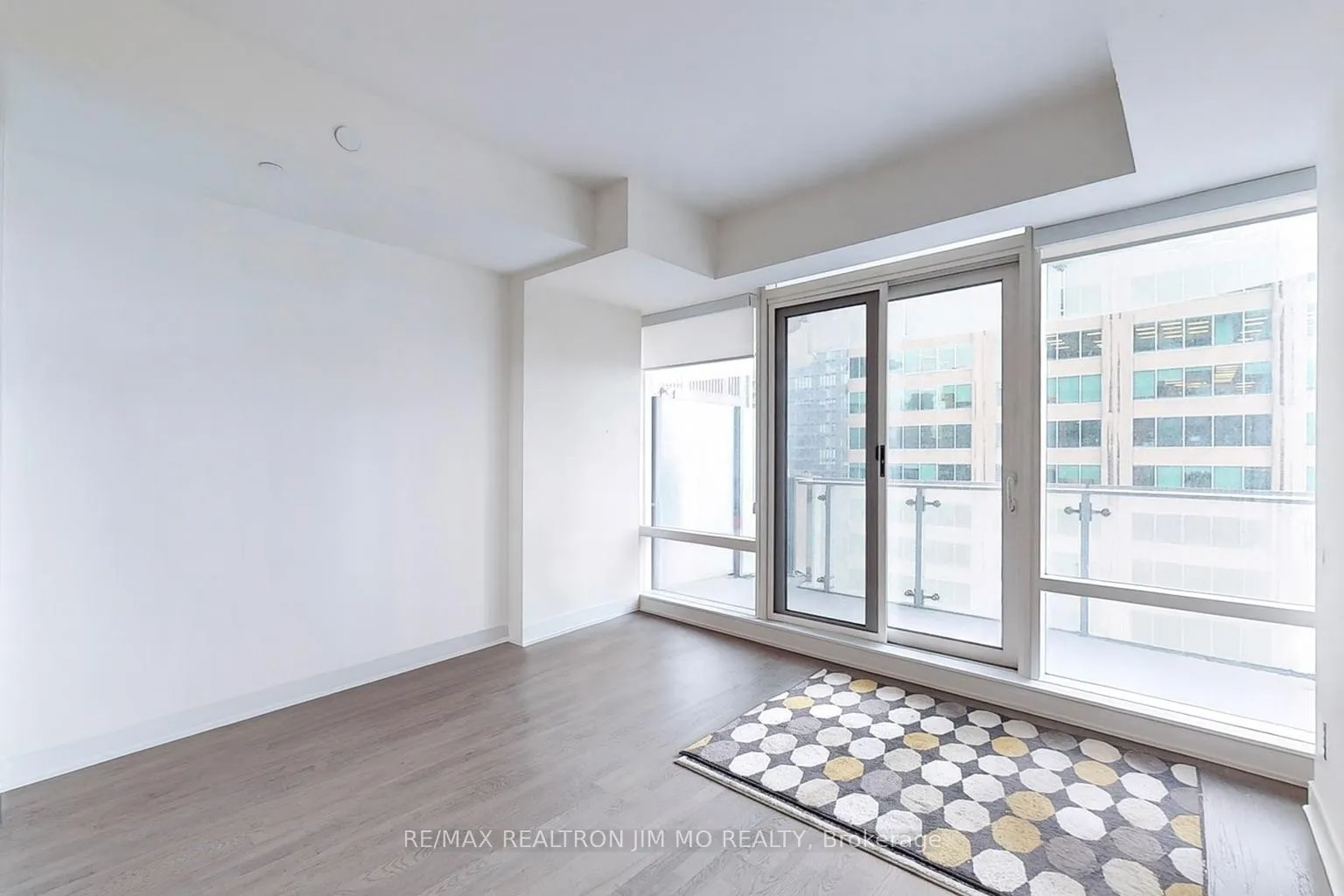 Photo 3 of Unit 1712, 1 Bloor Street E, Toronto, Church-Yonge Corridor — HOMEH