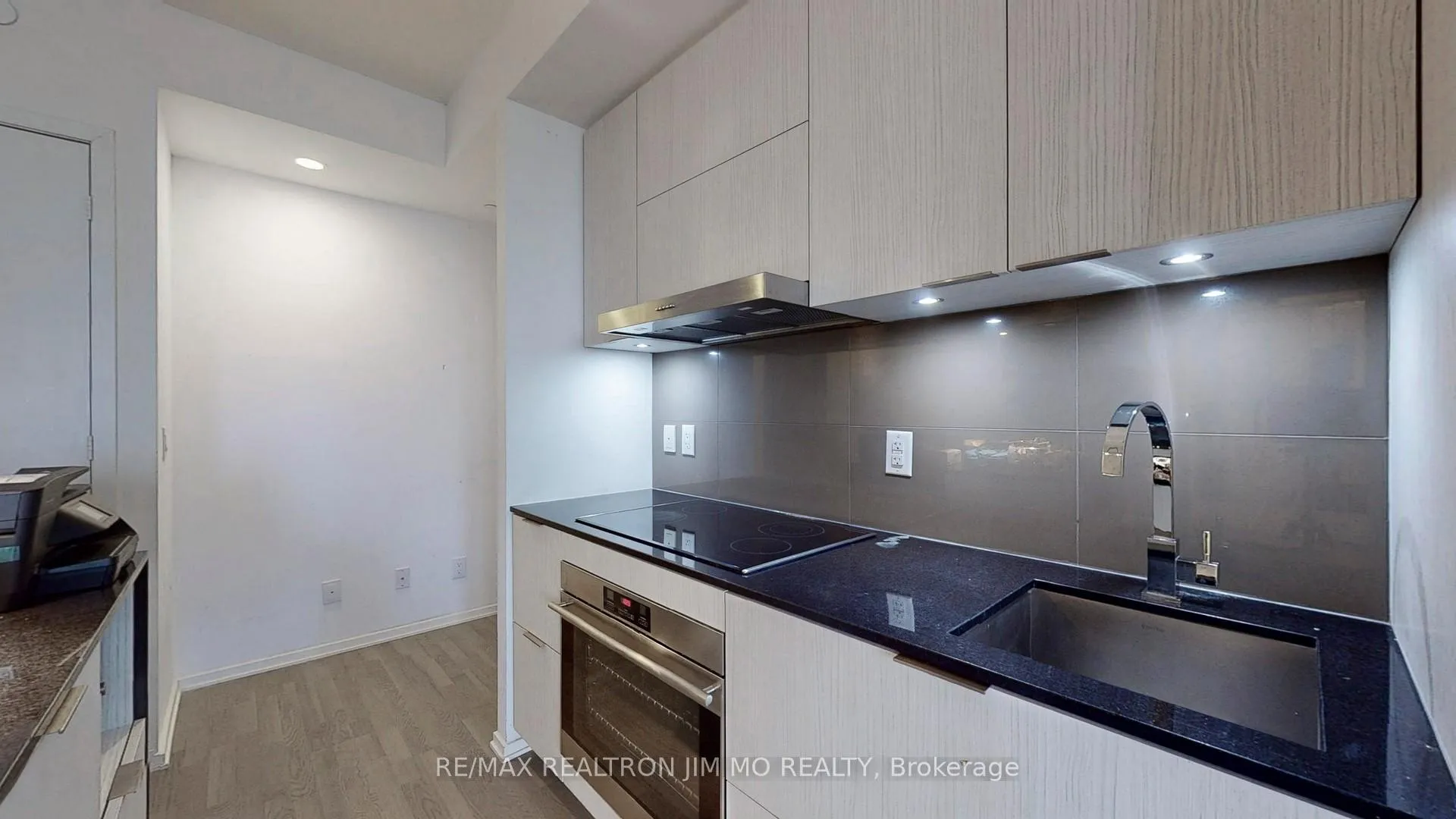 Photo 10 of Unit 1712, 1 Bloor Street E, Toronto, Church-Yonge Corridor — HOMEH