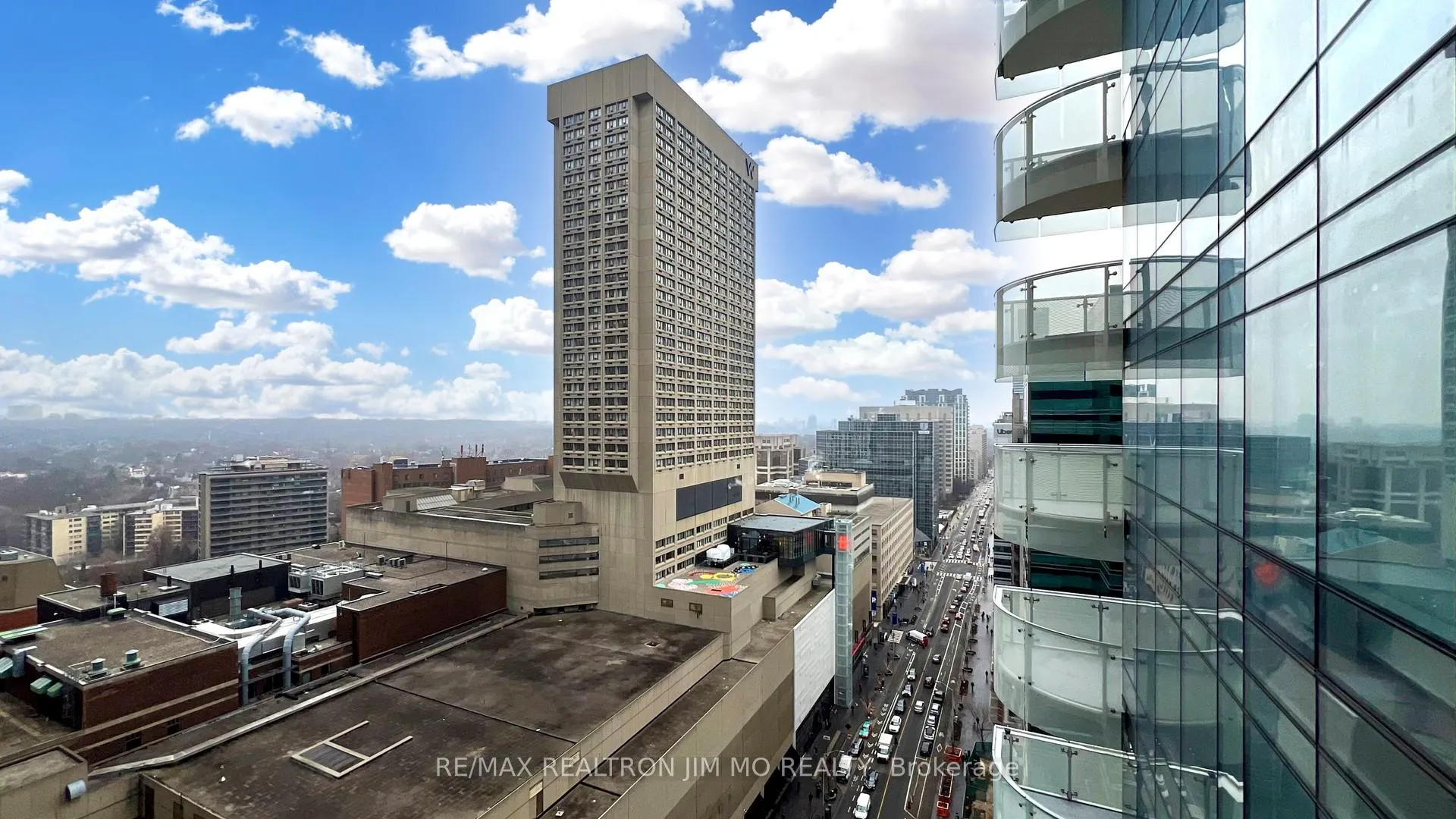 Photo 23 of Unit 1712, 1 Bloor Street E, Toronto, Church-Yonge Corridor — HOMEH