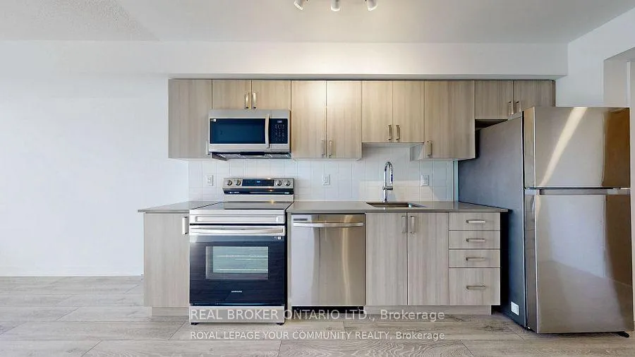 Photo 5 of Unit 1501, 1455 Celebration Drive, Pickering, Bay Ridges — HOMEH