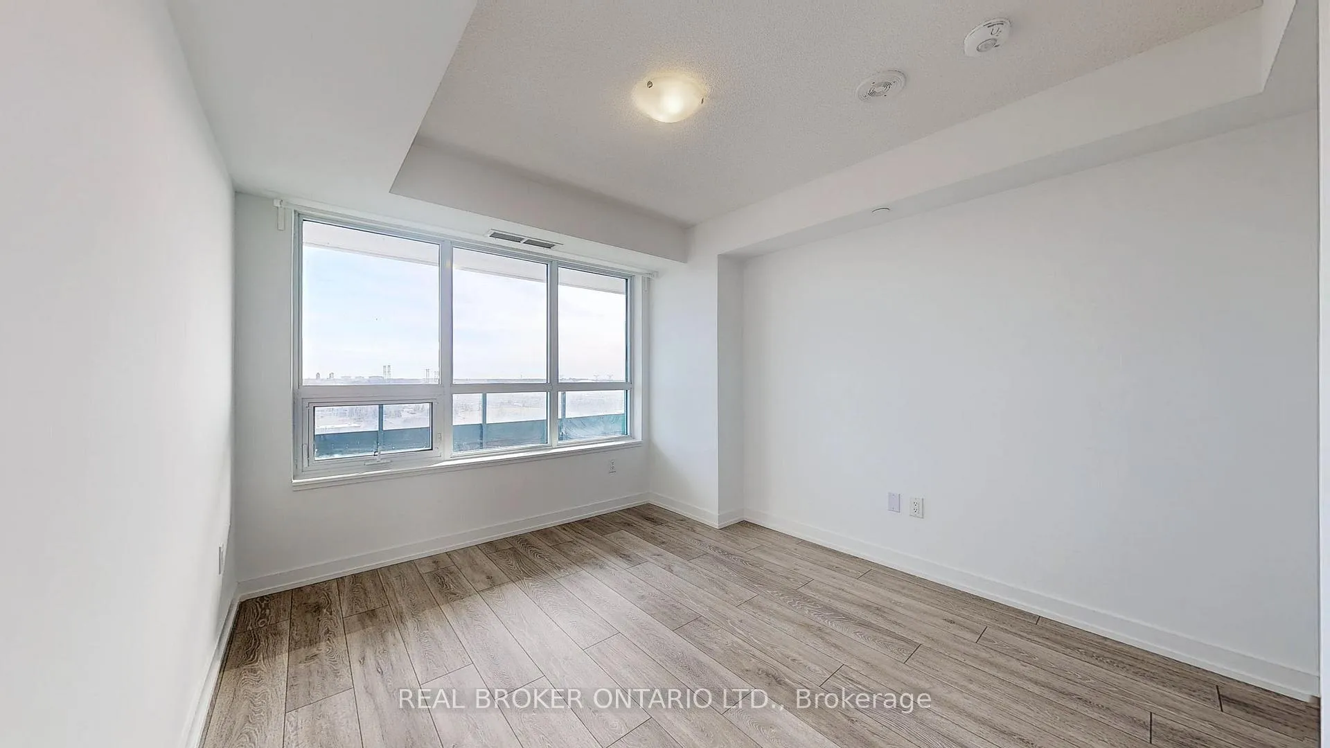Photo 12 of Unit 1501, 1455 Celebration Drive, Pickering, Bay Ridges — HOMEH