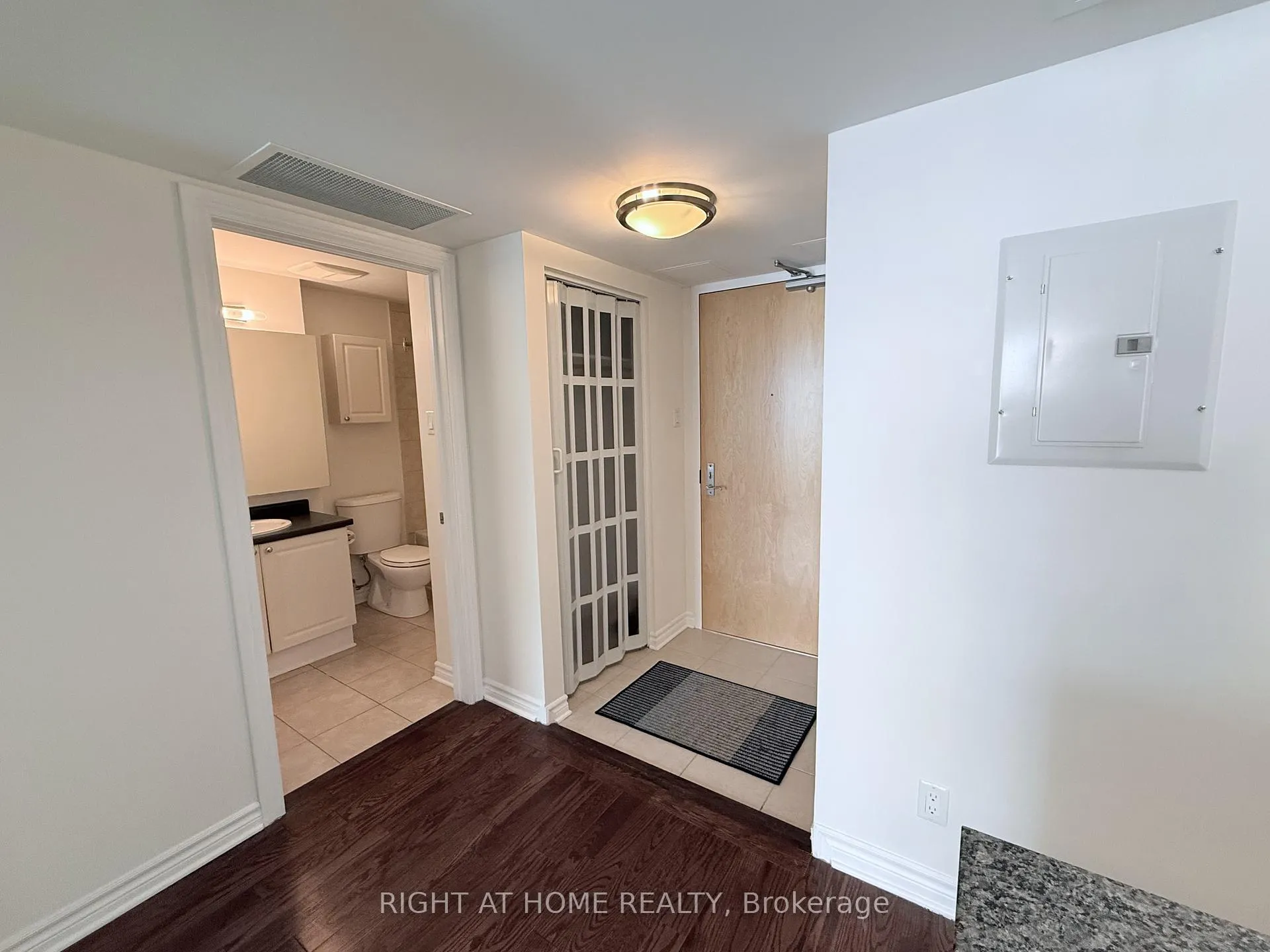 Photo 2 of Unit 319, 250 Lett Street, Ottawa, West Centre Town — HOMEH