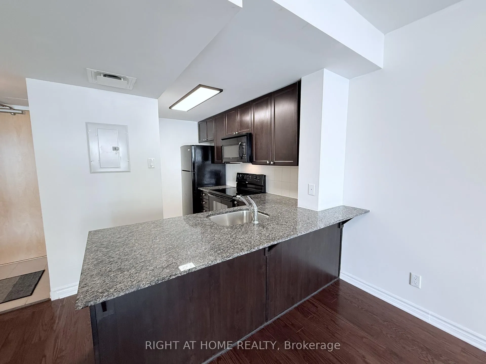 Photo 7 of Unit 319, 250 Lett Street, Ottawa, West Centre Town — HOMEH
