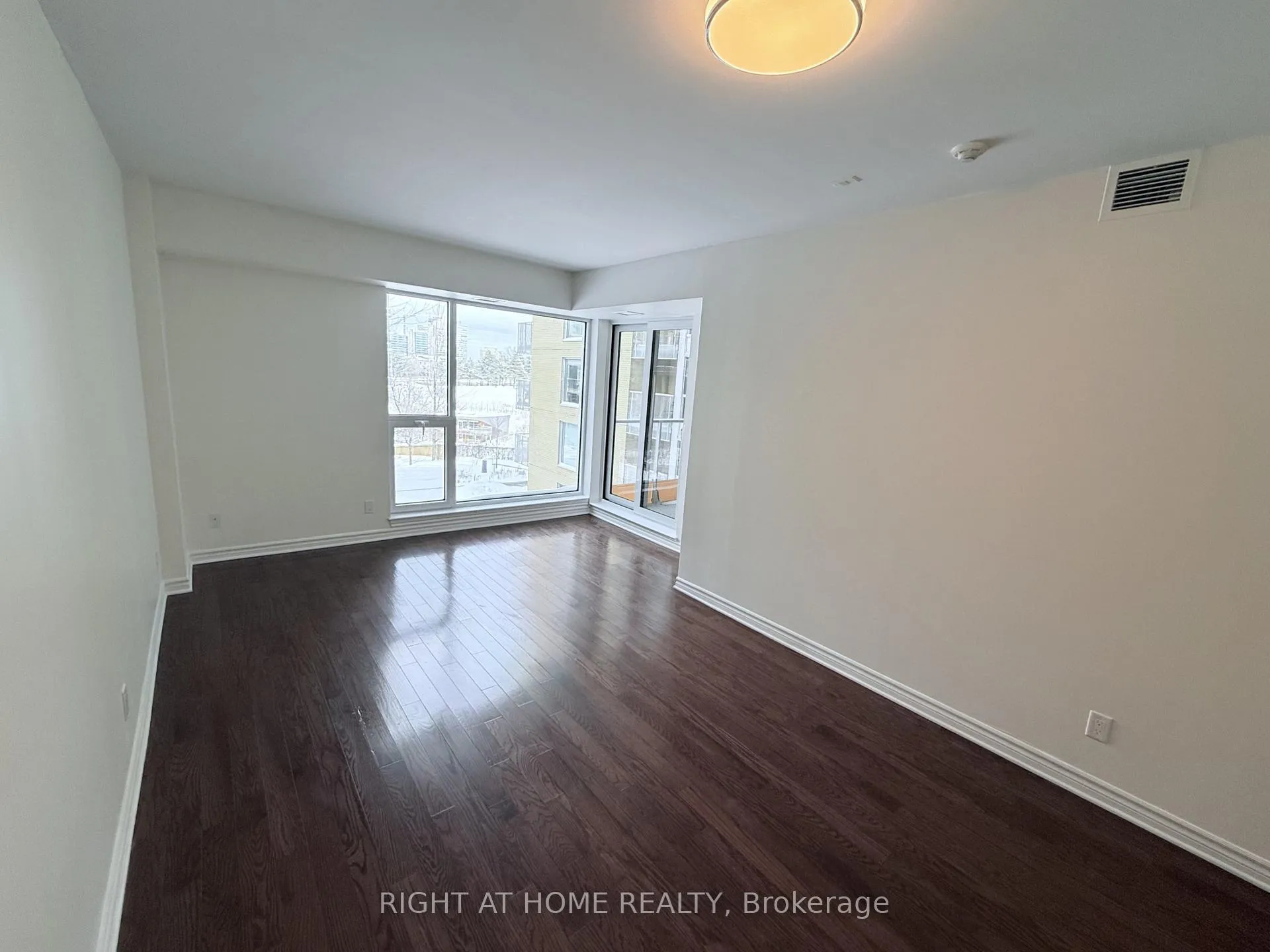 Photo 11 of Unit 319, 250 Lett Street, Ottawa, West Centre Town — HOMEH