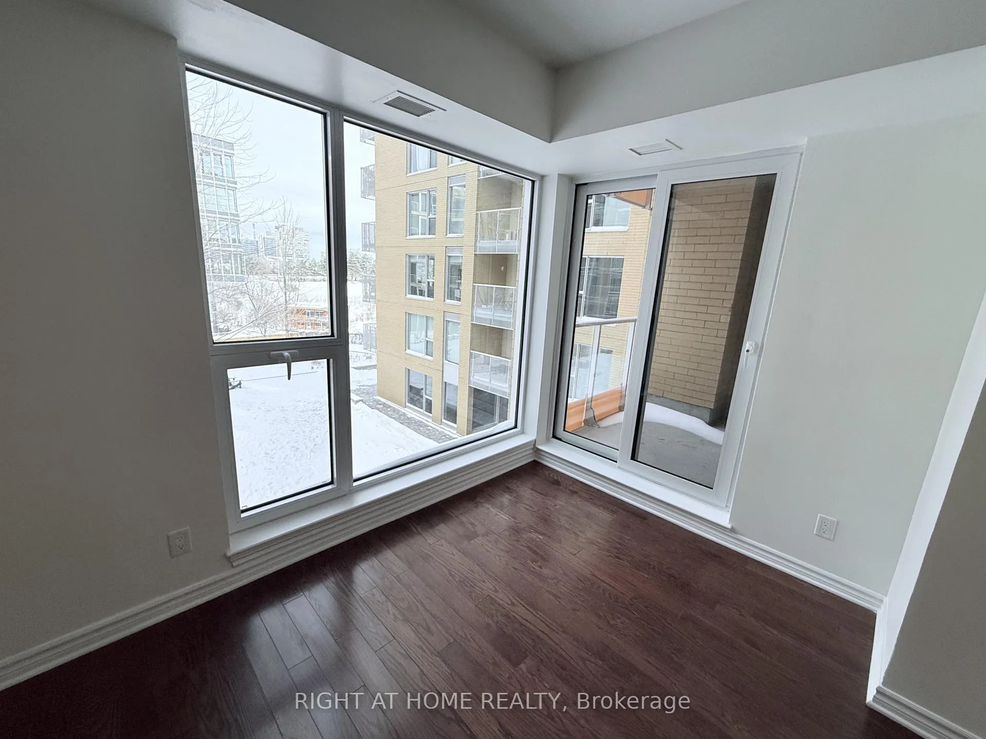 Photo 12 of Unit 319, 250 Lett Street, Ottawa, West Centre Town — HOMEH