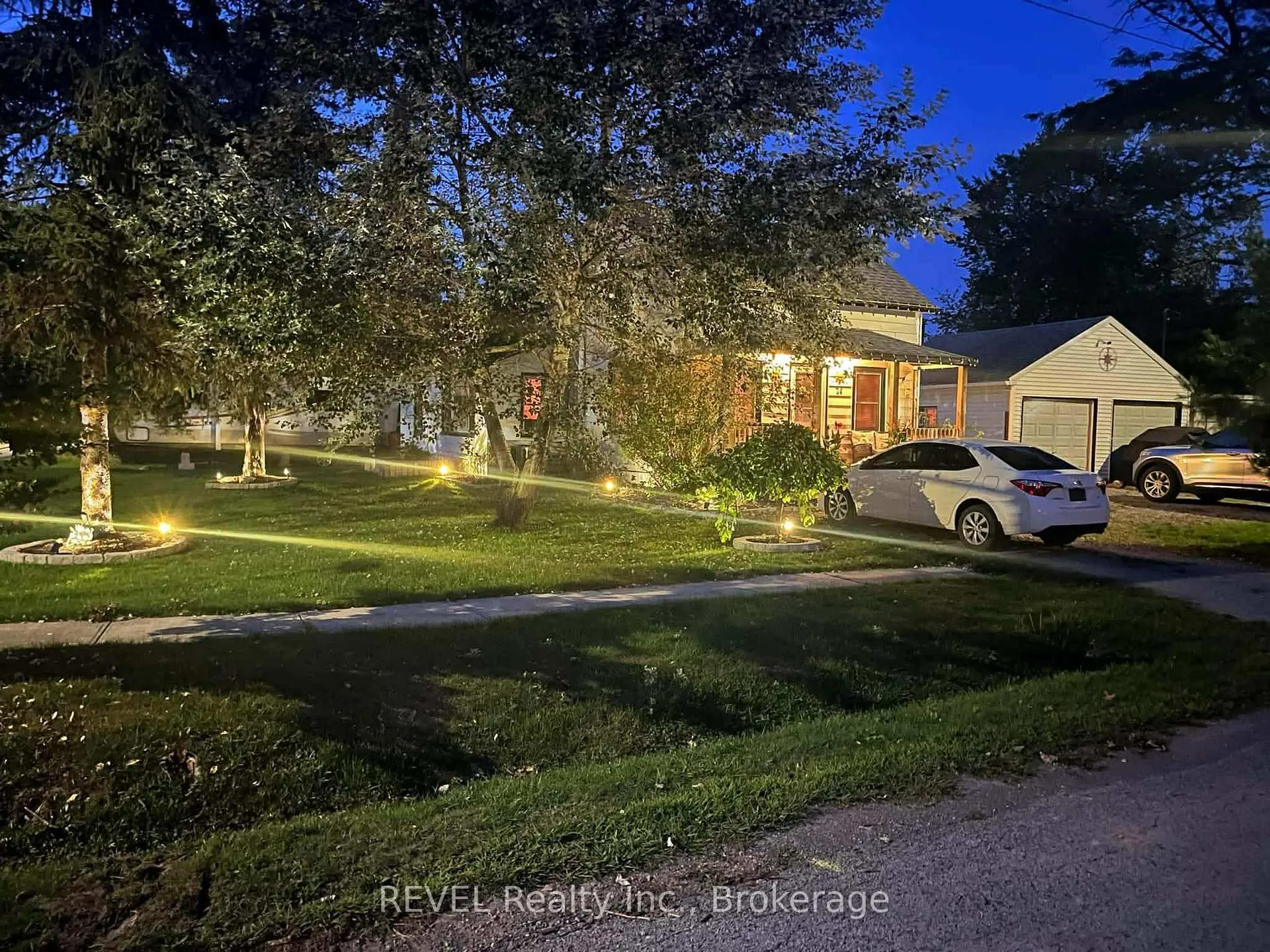 Photo 3 of 24 Margaret Street, Thorold, Port Robinson — HOMEH