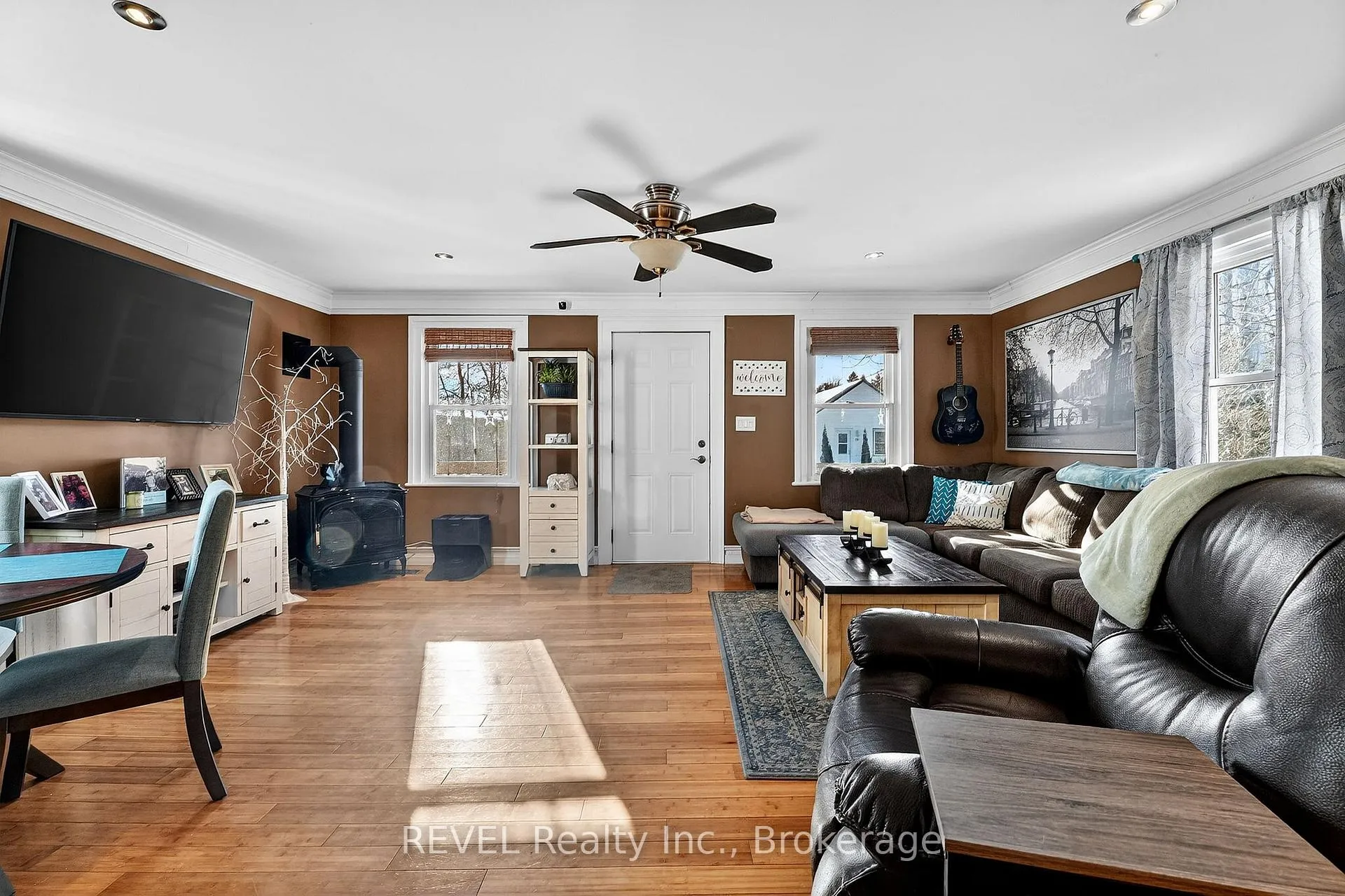 Photo 12 of 24 Margaret Street, Thorold, Port Robinson — HOMEH