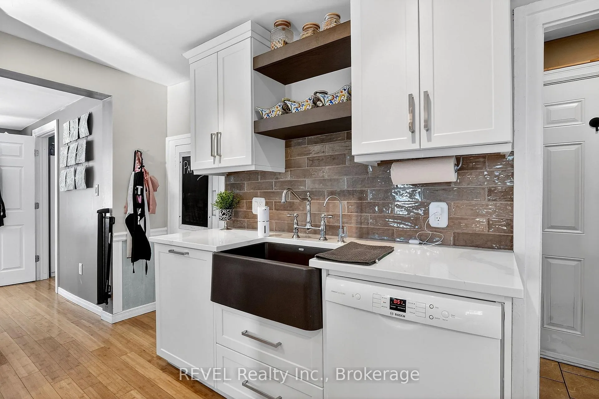 Photo 18 of 24 Margaret Street, Thorold, Port Robinson — HOMEH