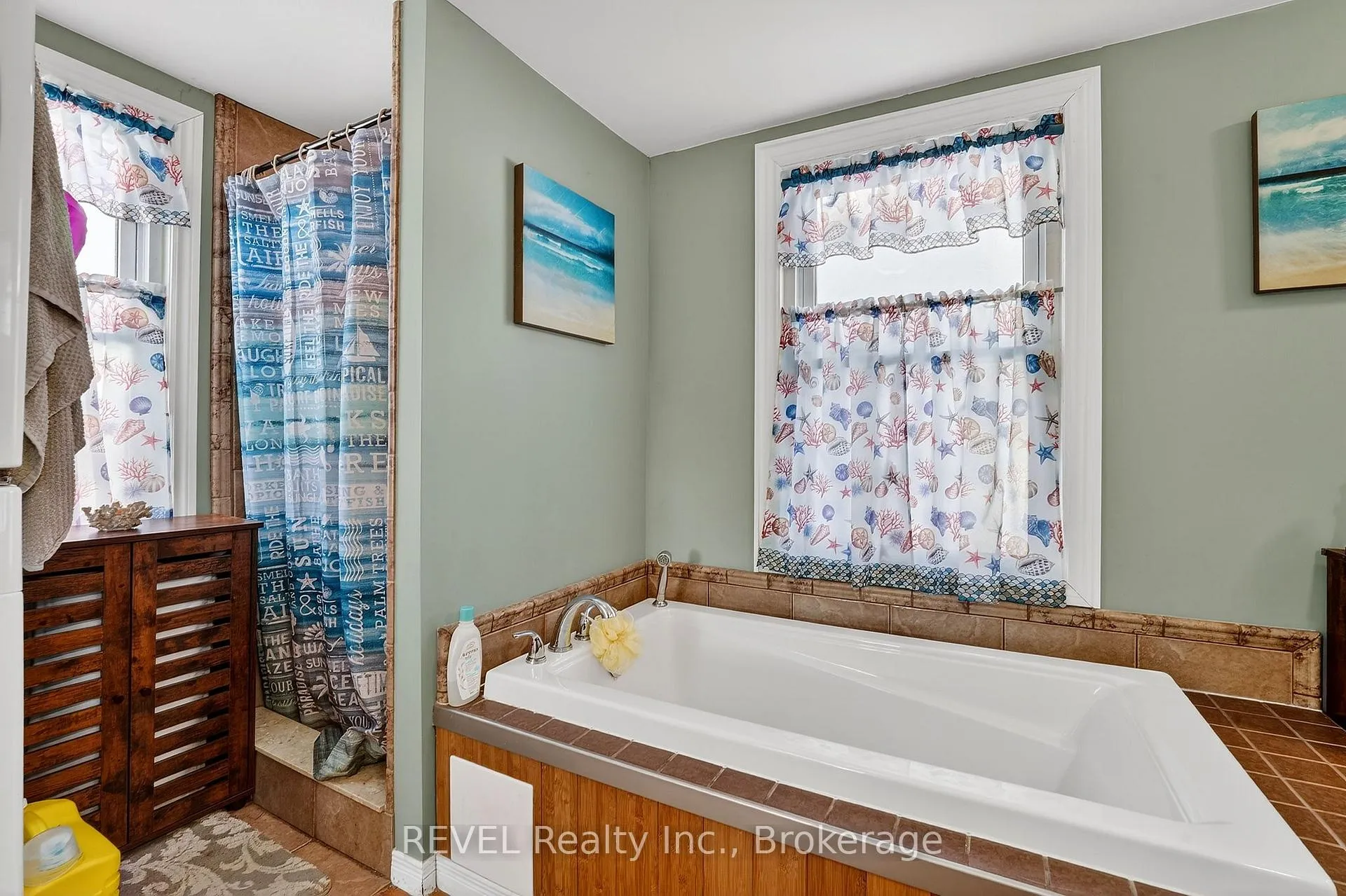 Photo 25 of 24 Margaret Street, Thorold, Port Robinson — HOMEH