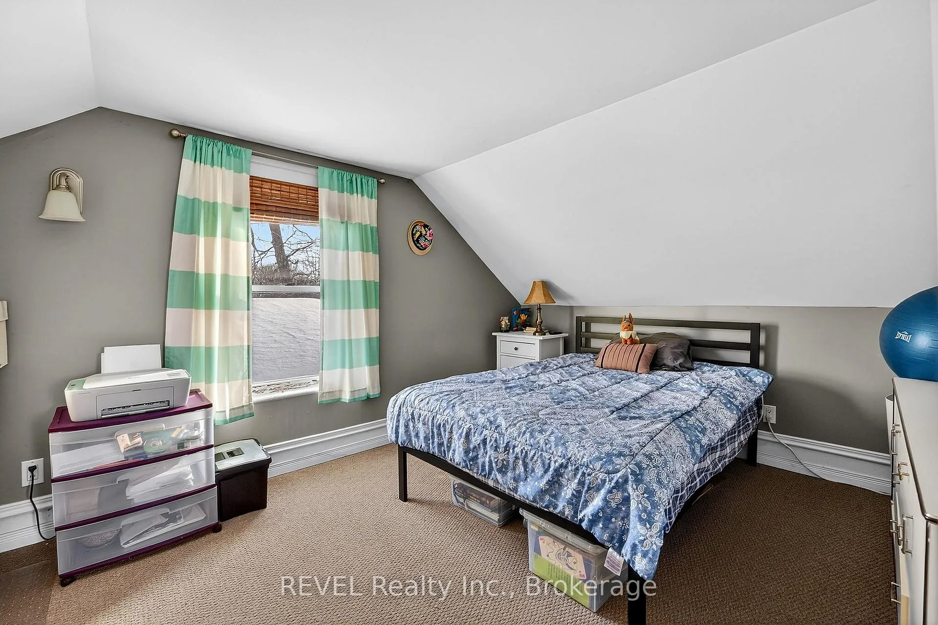 Photo 32 of 24 Margaret Street, Thorold, Port Robinson — HOMEH